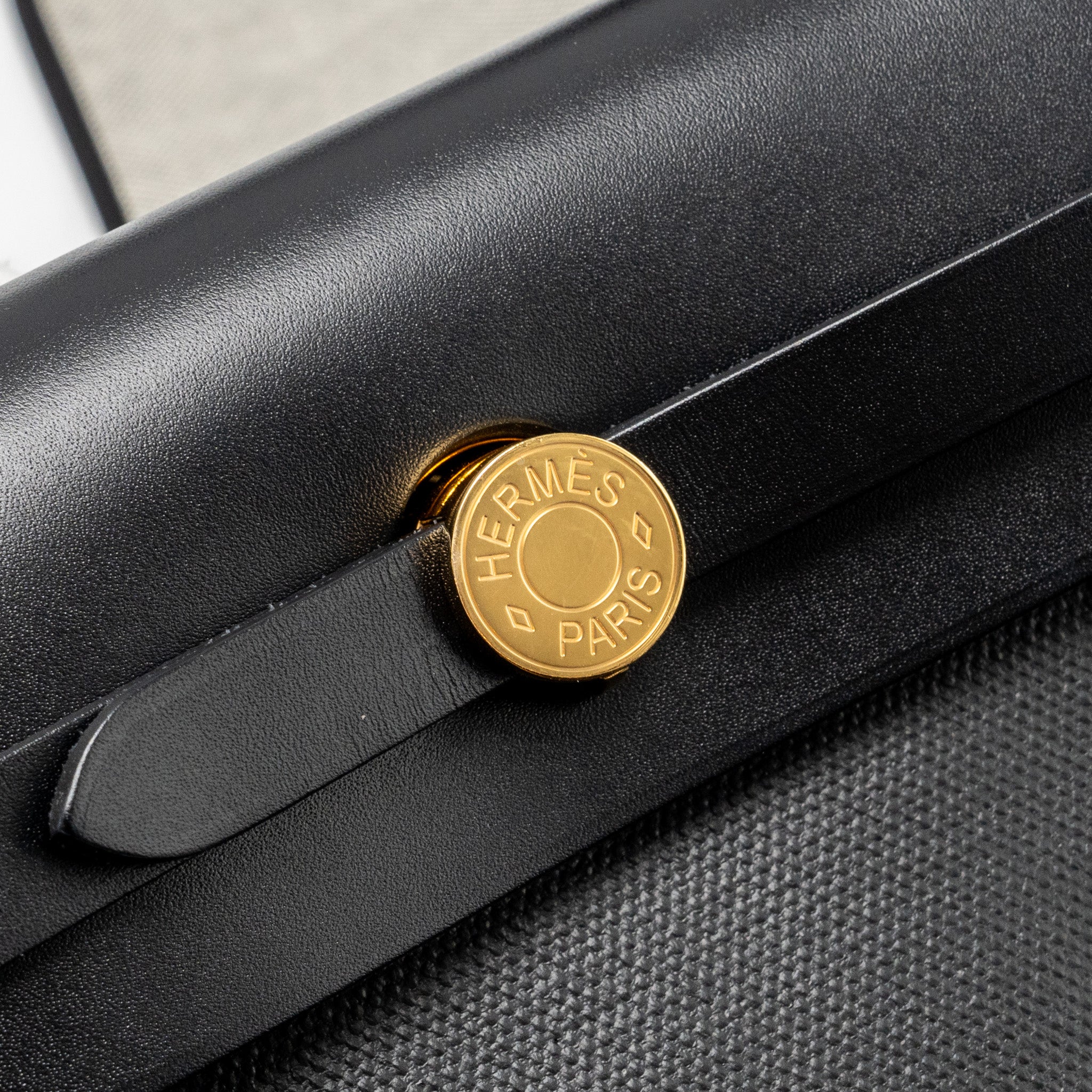 hermes-herbag-31-zip-bag-berline-canvas-vache-hunter-black-ghw-stamp-w