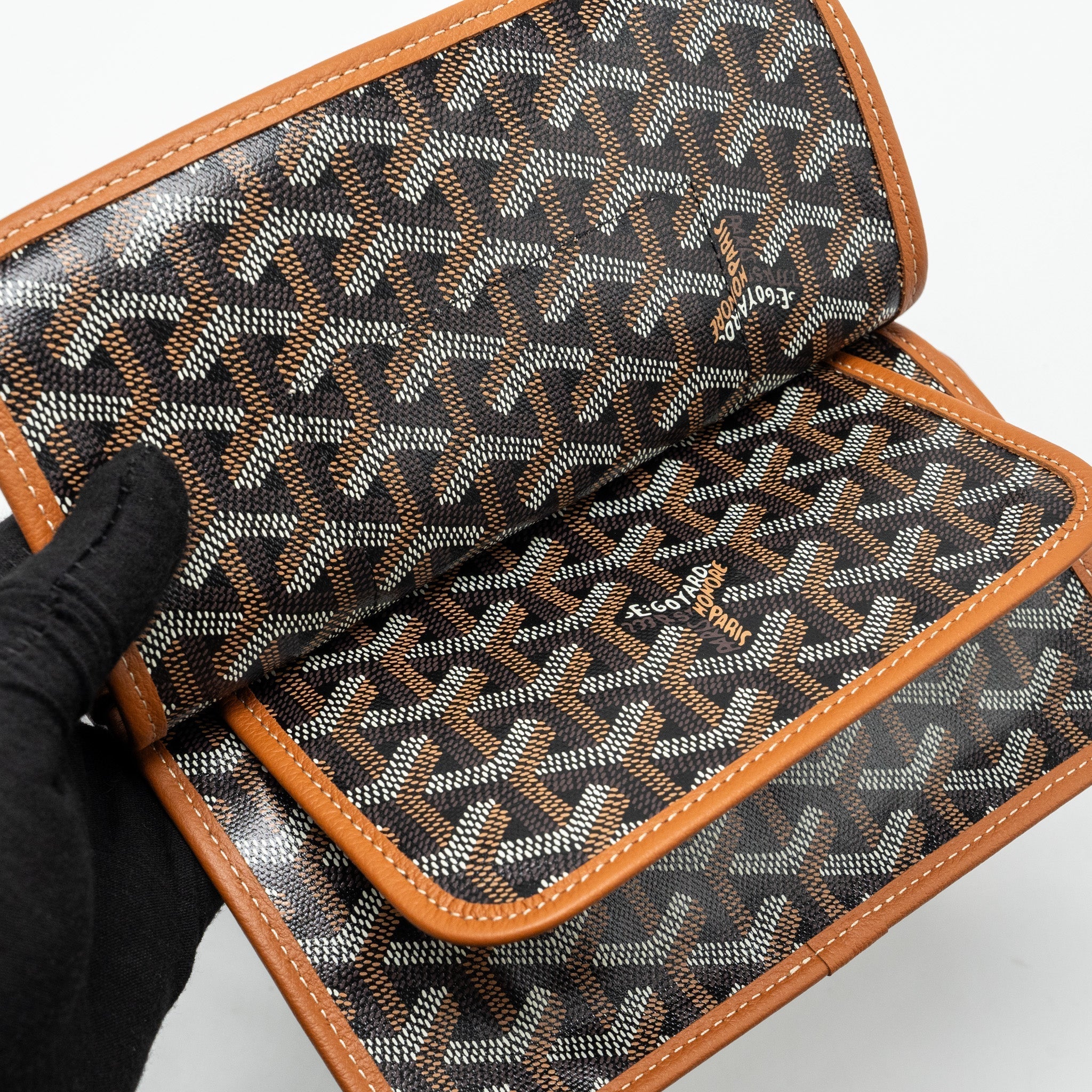 goyard-portefeuille-pochette-plumet-goyardine-canvas-leather-noir-naturel-shw