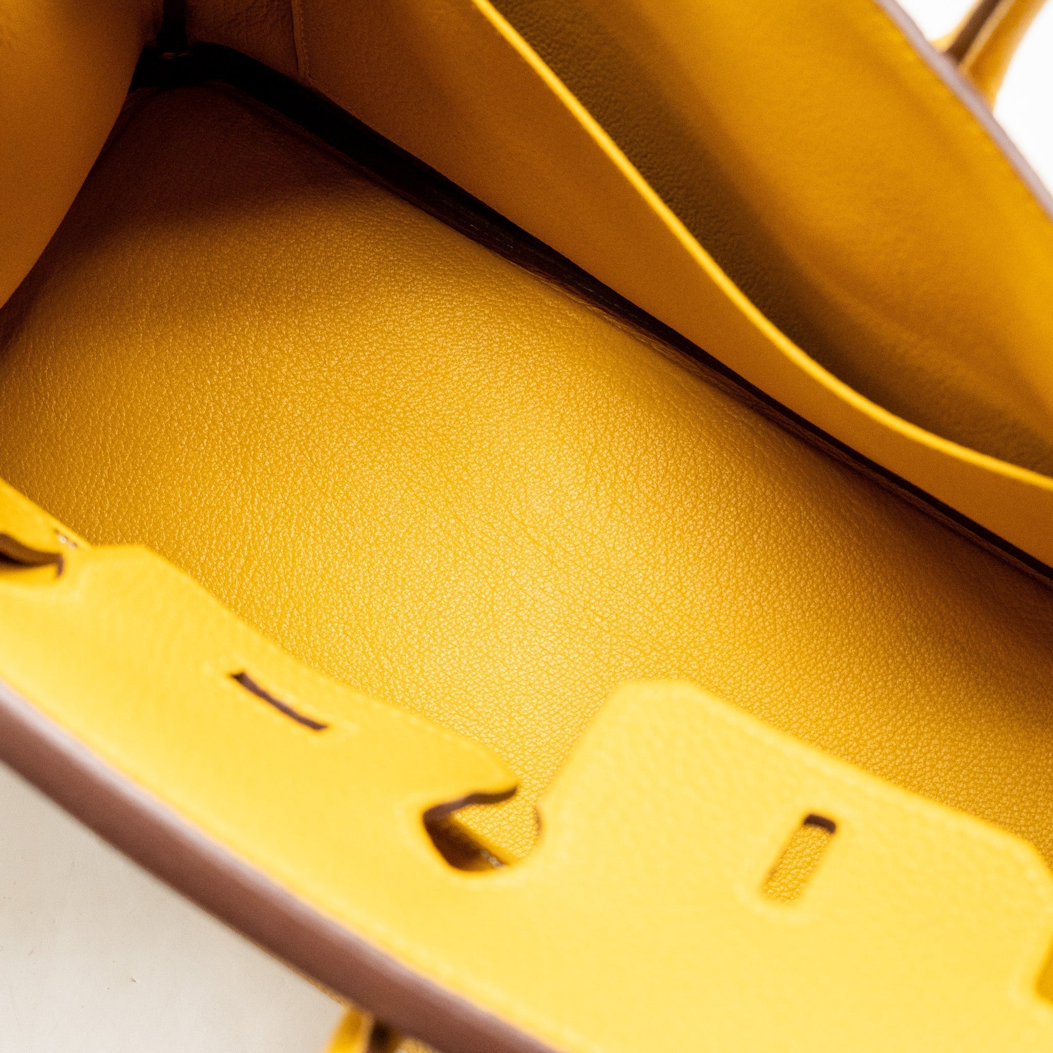 hermes-birkin-25-togo-jaune-amber-shw-stamp-y