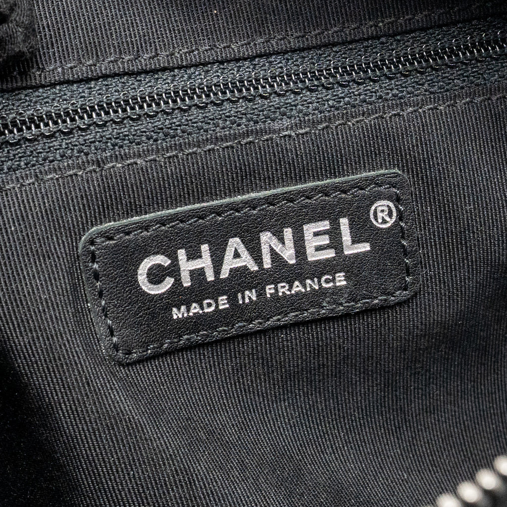 chanel-medium-casual-rock-flap-bag-grained-calfskin-black-ruthenium-hardware