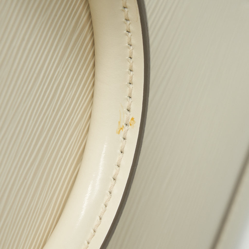 louis-vuitton-alma-mm-epi-leather-white-shw