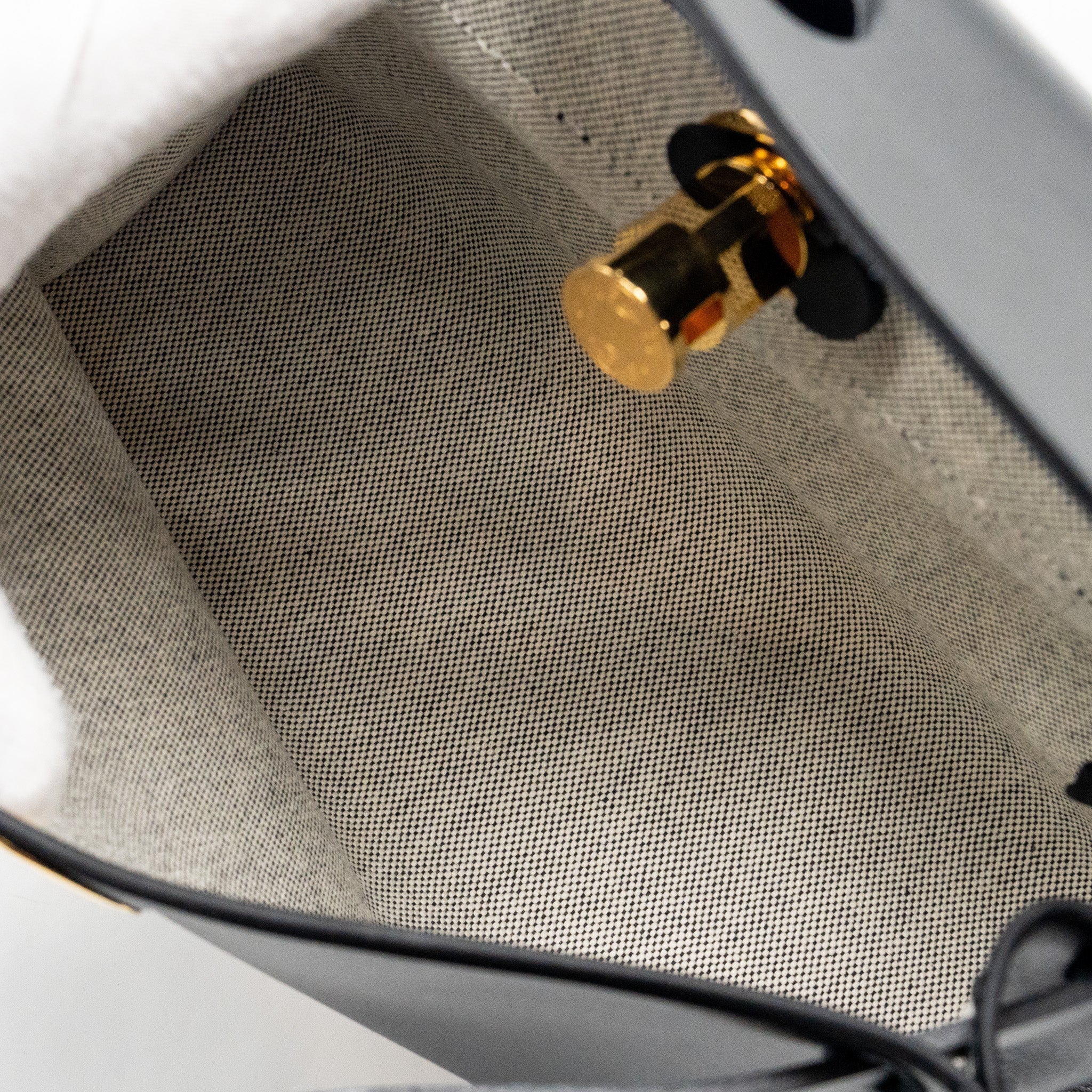 hermes-herbag-31-zip-bag-berline-canvas-vache-hunter-black-ghw-stamp-w