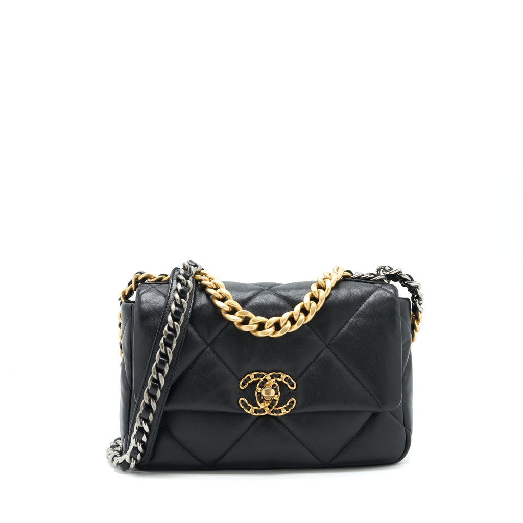 chanel-19-flap-bag-small-lambskin-black-ghw