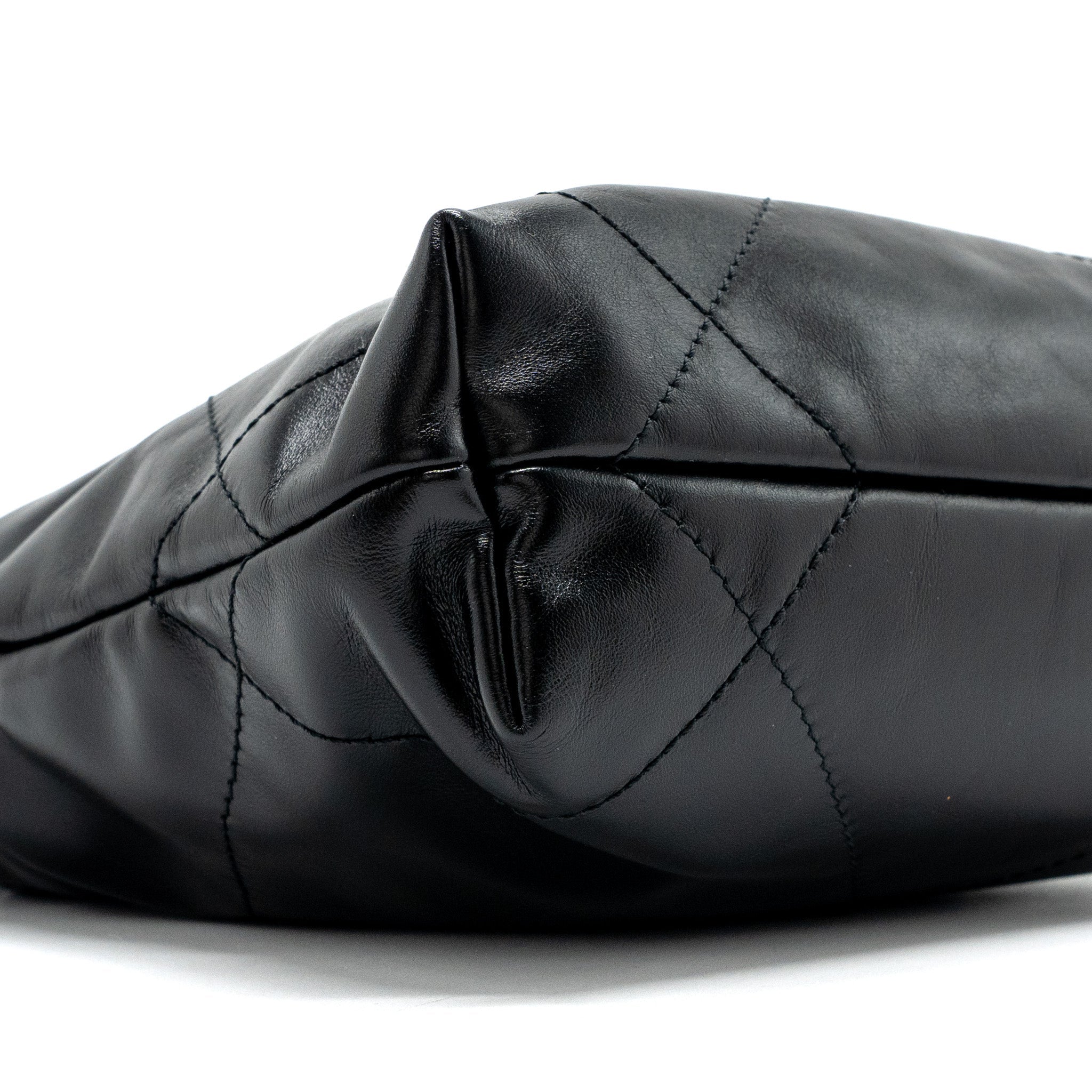 chanel-mini-22-bag-shiny-calfskin-black-ghwmicrochip