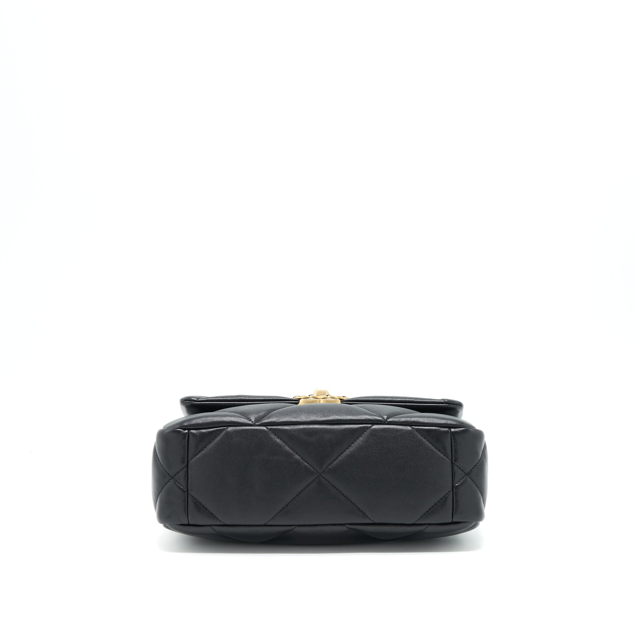 chanel-19-flap-bag-small-lambskin-black-ghw