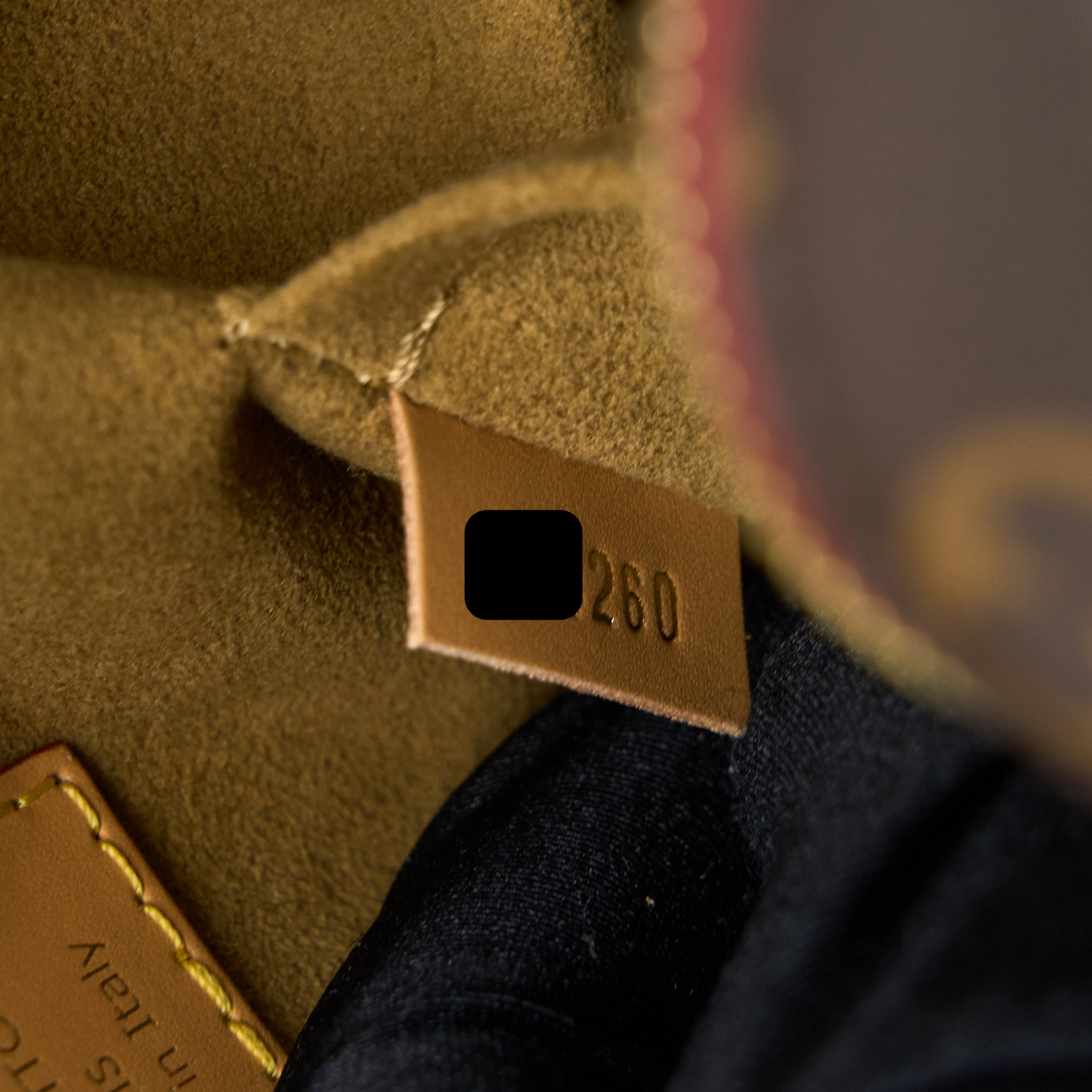 louis-vuitton-boite-chapeau-souple-mm-monogram-canvas-ghw-2