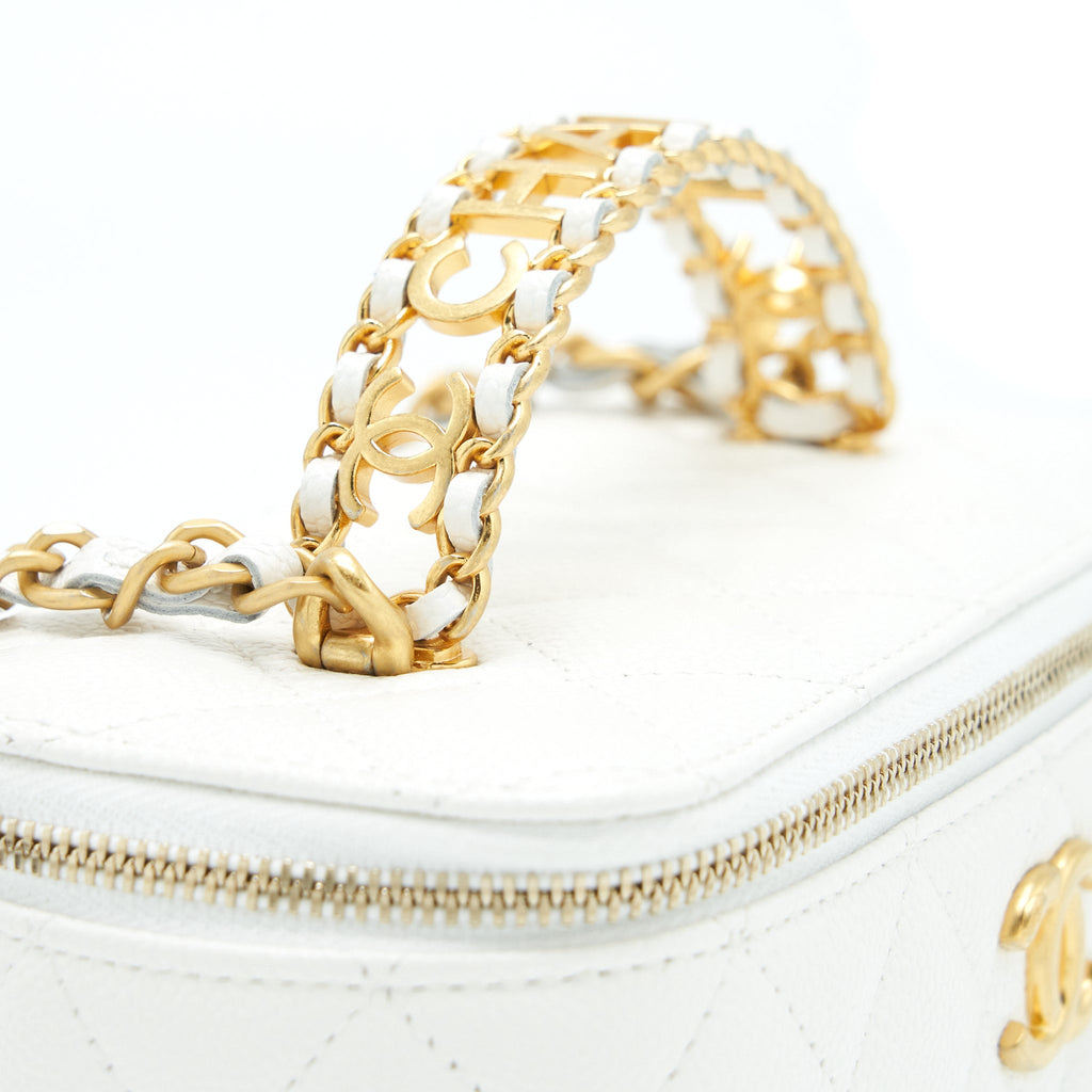 chanel-22s-logo-top-handle-long-vanity-with-chain-caviar-black-ghw
