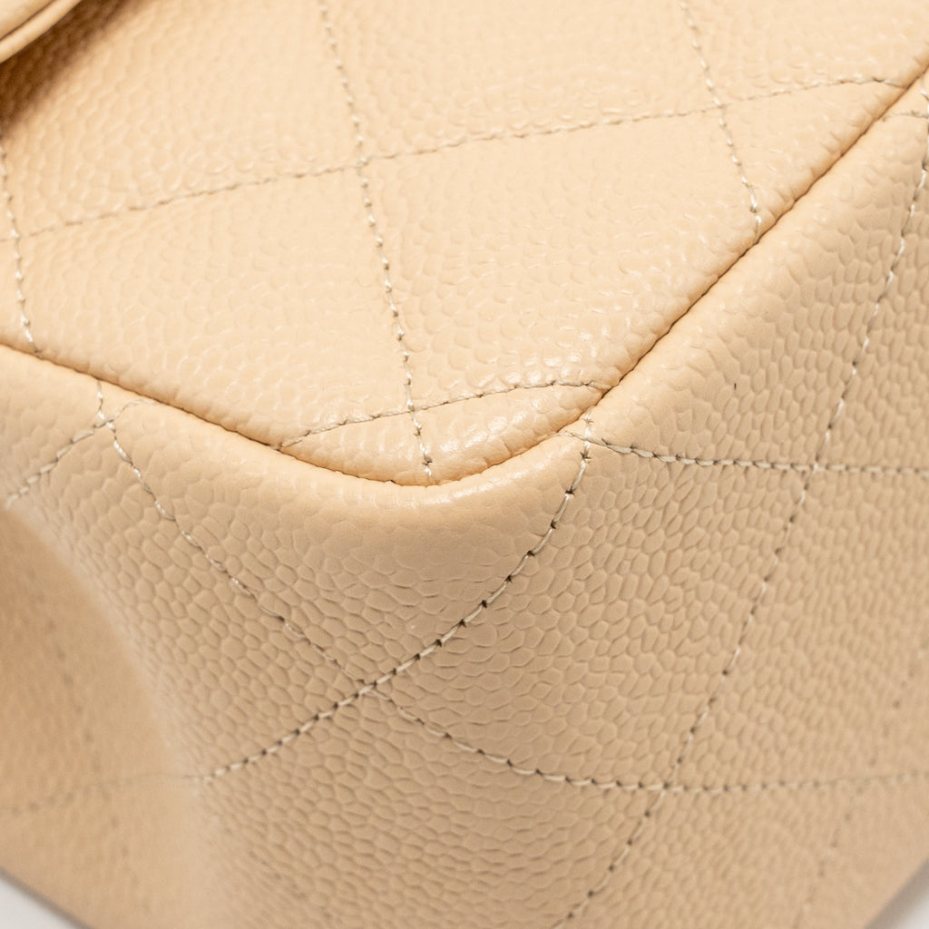chanel-jumbo-classic-double-flap-bag-caviar-beige-shw