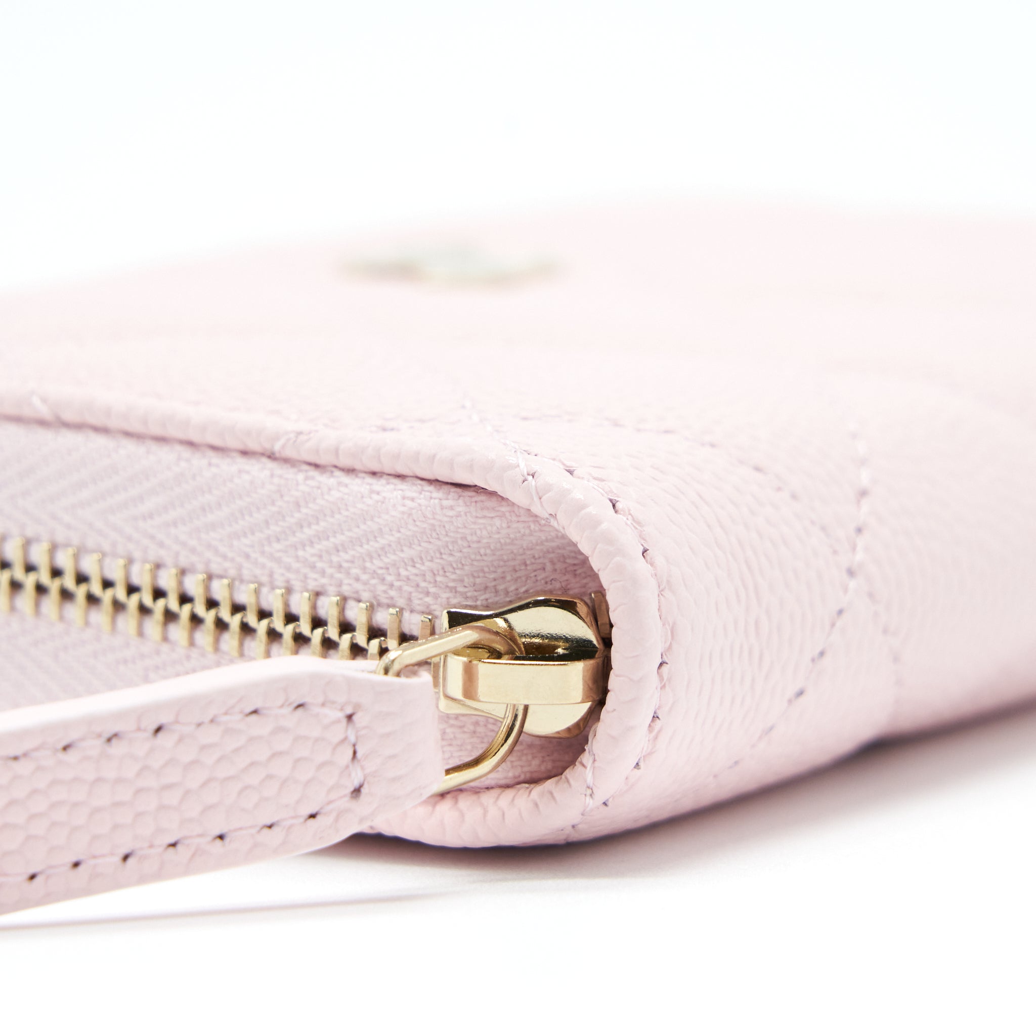 chanel-zip-card-holder-caviar-light-pink-lghw