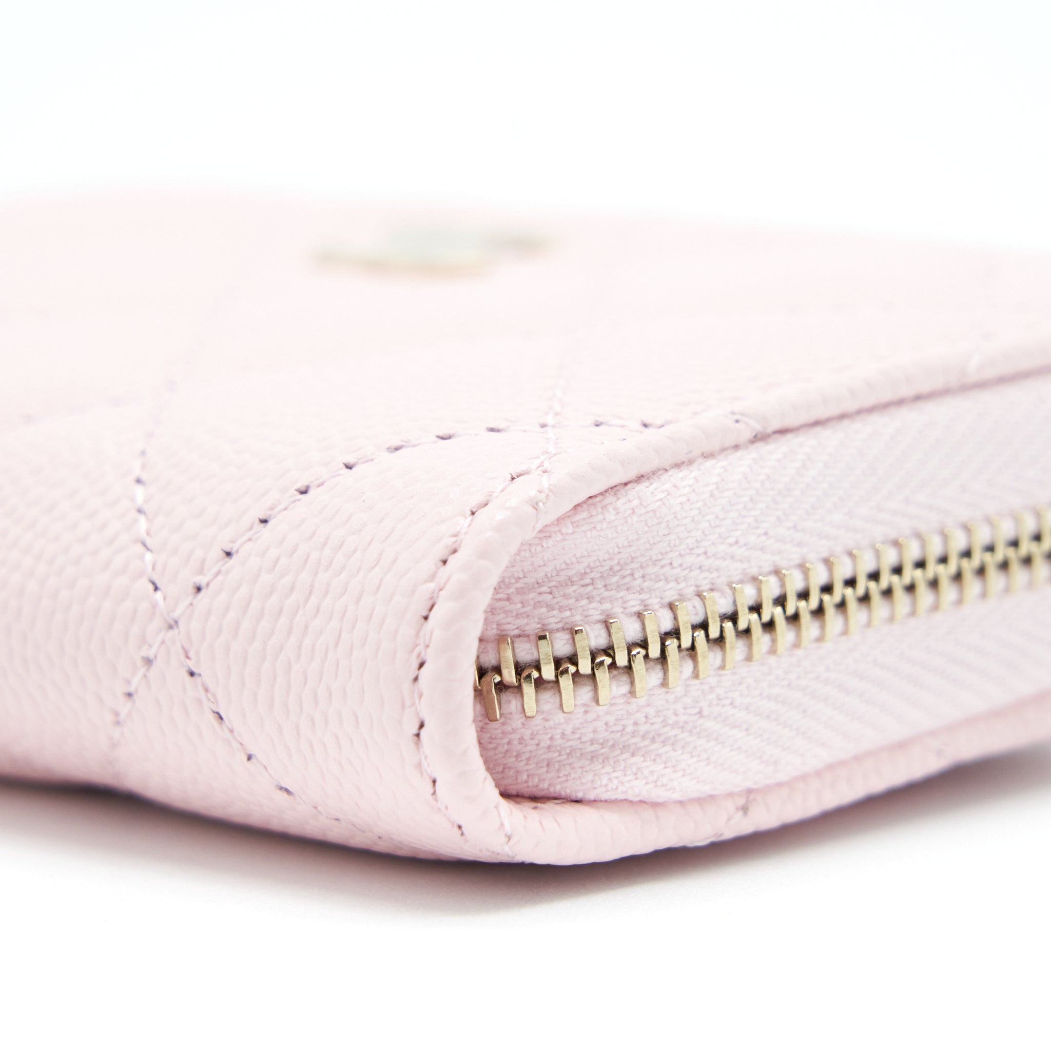 chanel-zip-card-holder-caviar-light-pink-lghw