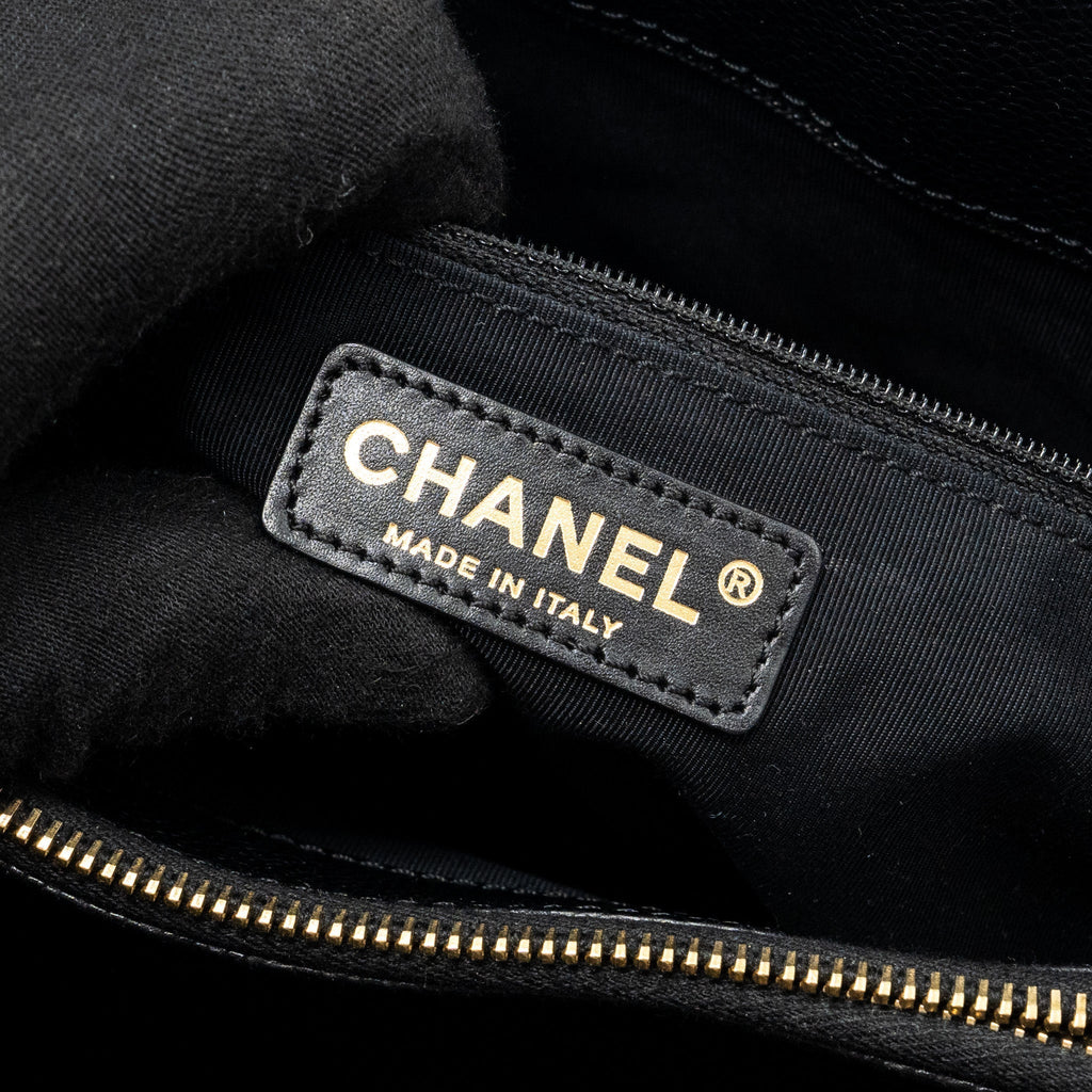 chanel-grand-shopping-tote-caviar-black-ghw-2