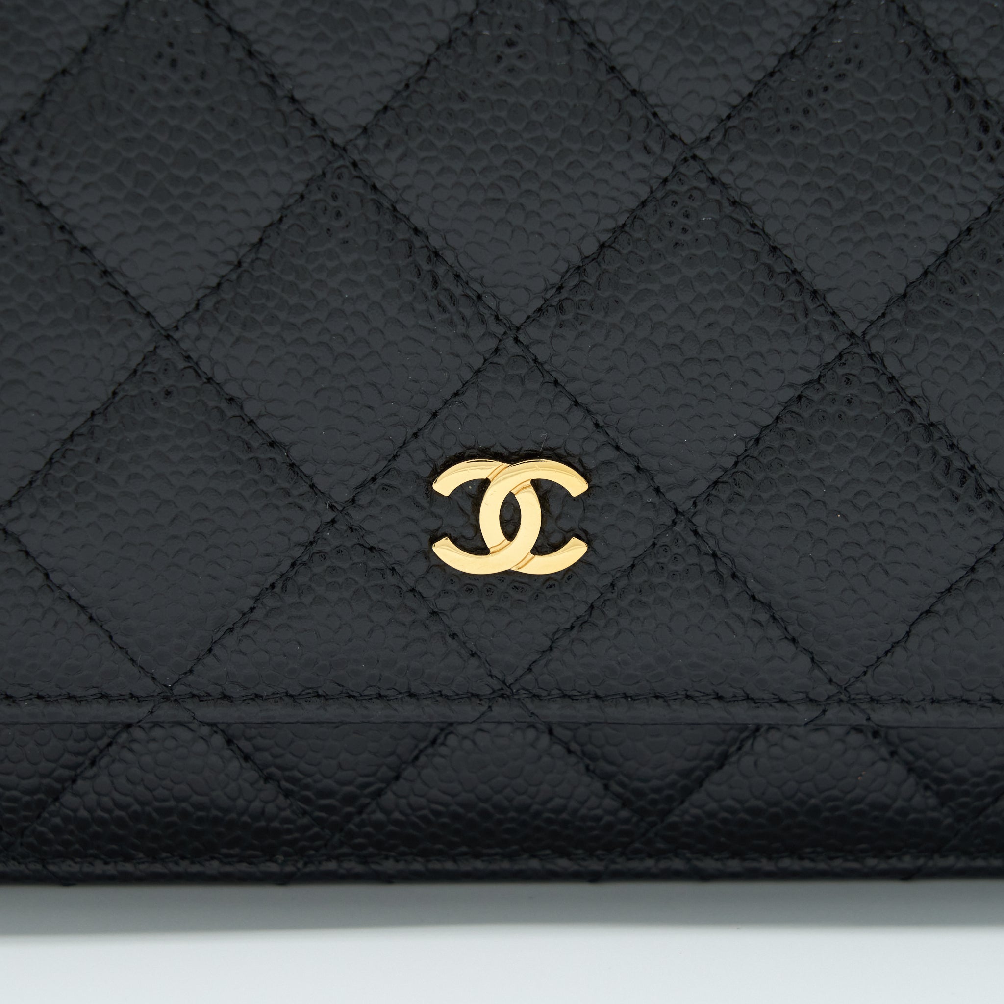 chanel-classic-wallet-on-chain-caviar-black-ghw-4