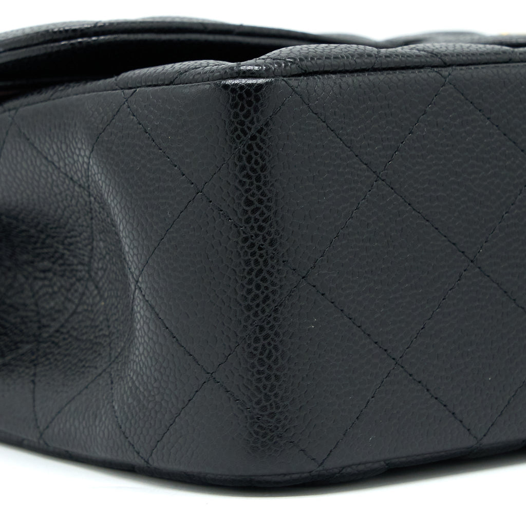 copy-of-chanel-classic-jumbo-double-flap-bag-caviar-black-ghw