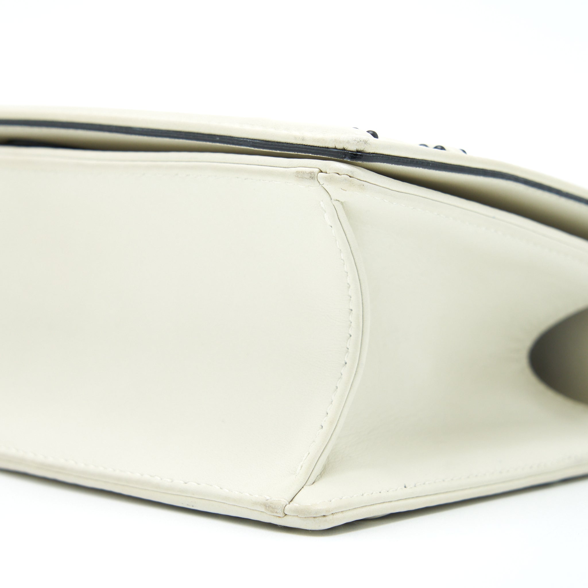 dior-small-studded-diorama-white-with-black-hardware