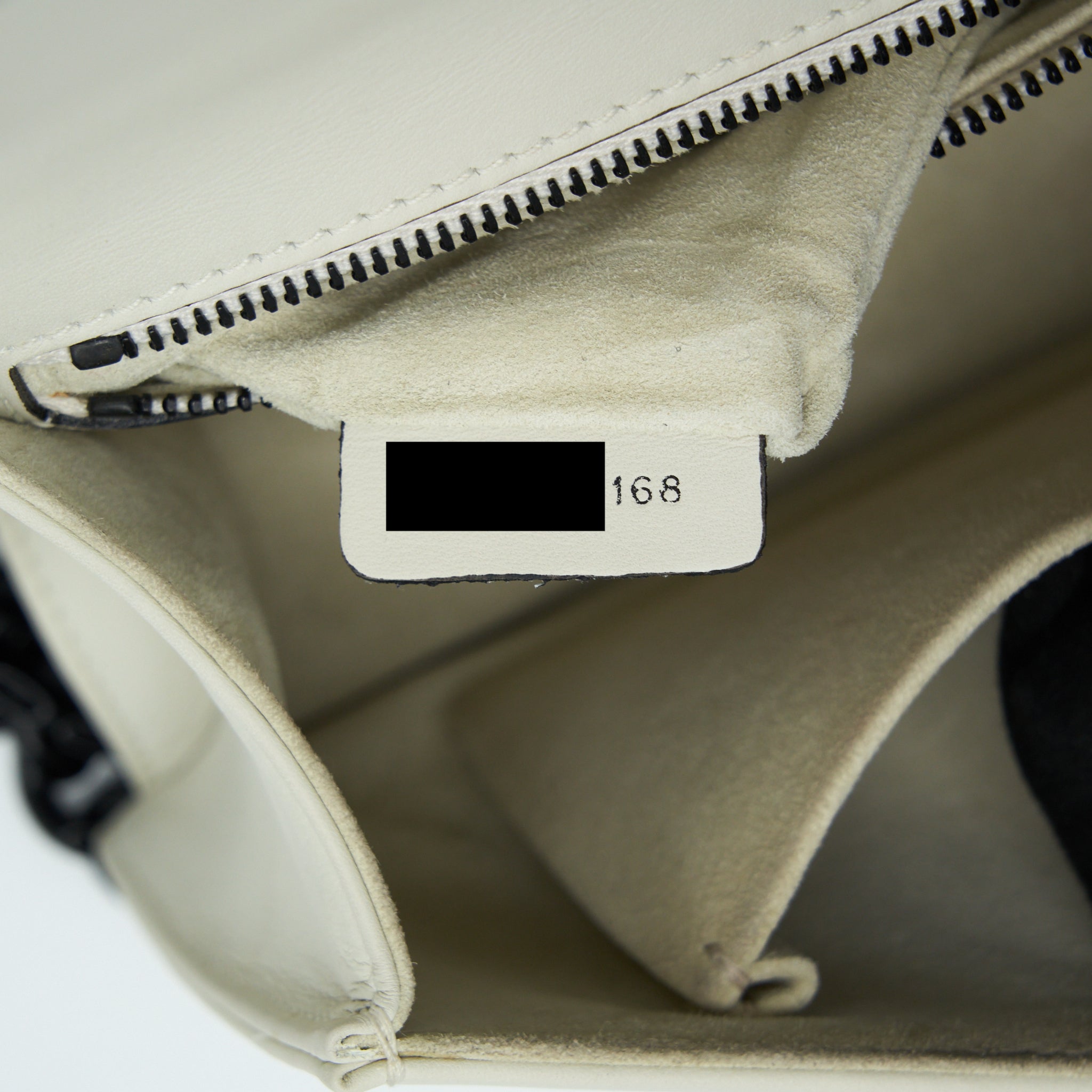 dior-small-studded-diorama-white-with-black-hardware