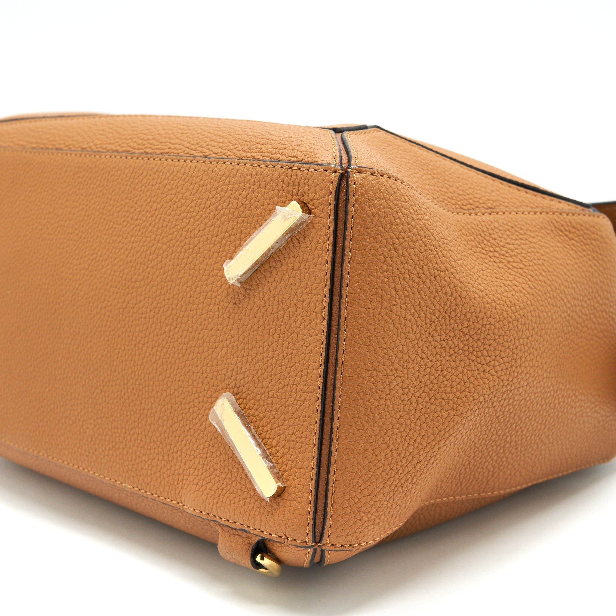 loewe-puzzle-bag-in-grained-calfskin-brown