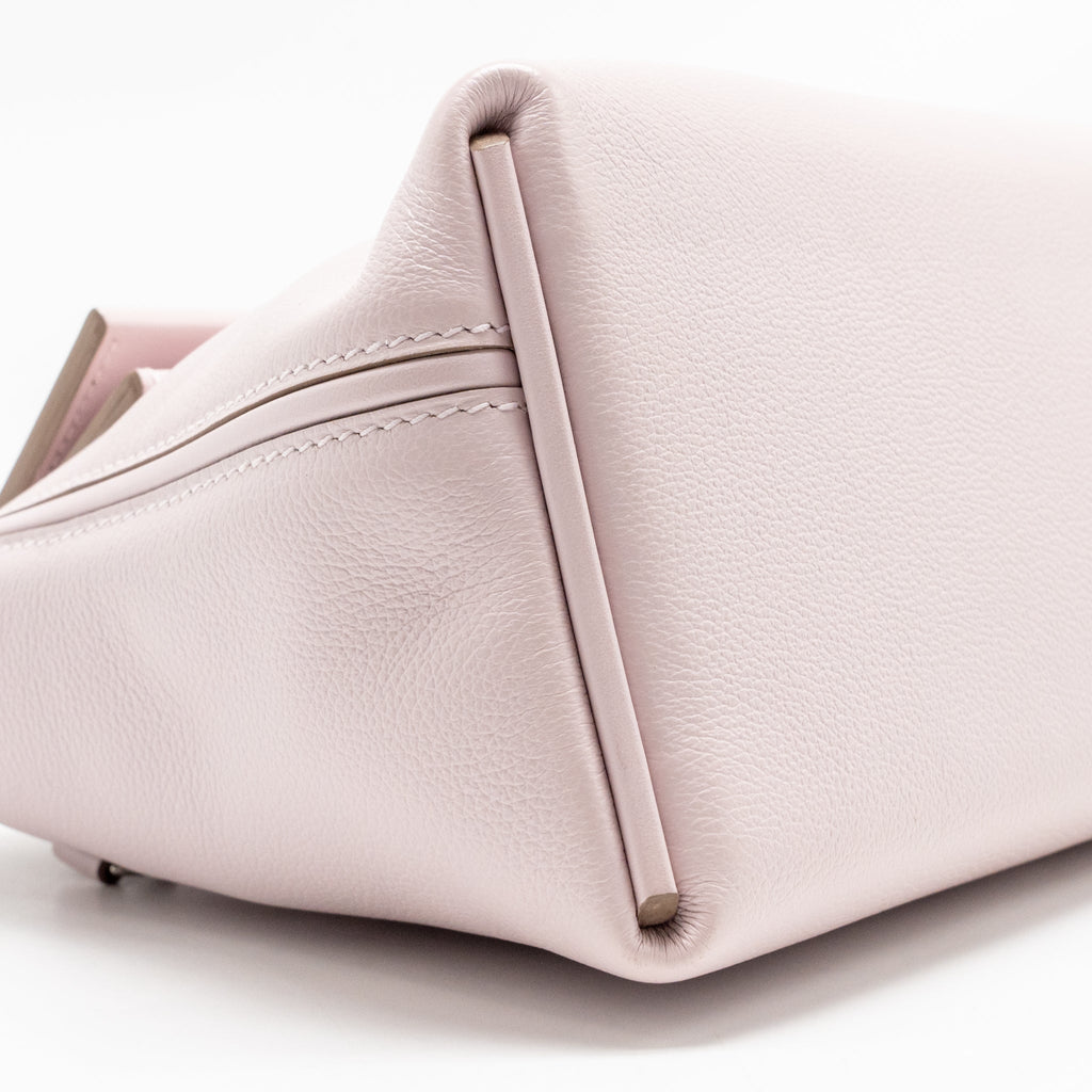 hermes-mini-24-24-2424-21-evercolor-swift-mauve-pale-sesame-shw-stamp-b