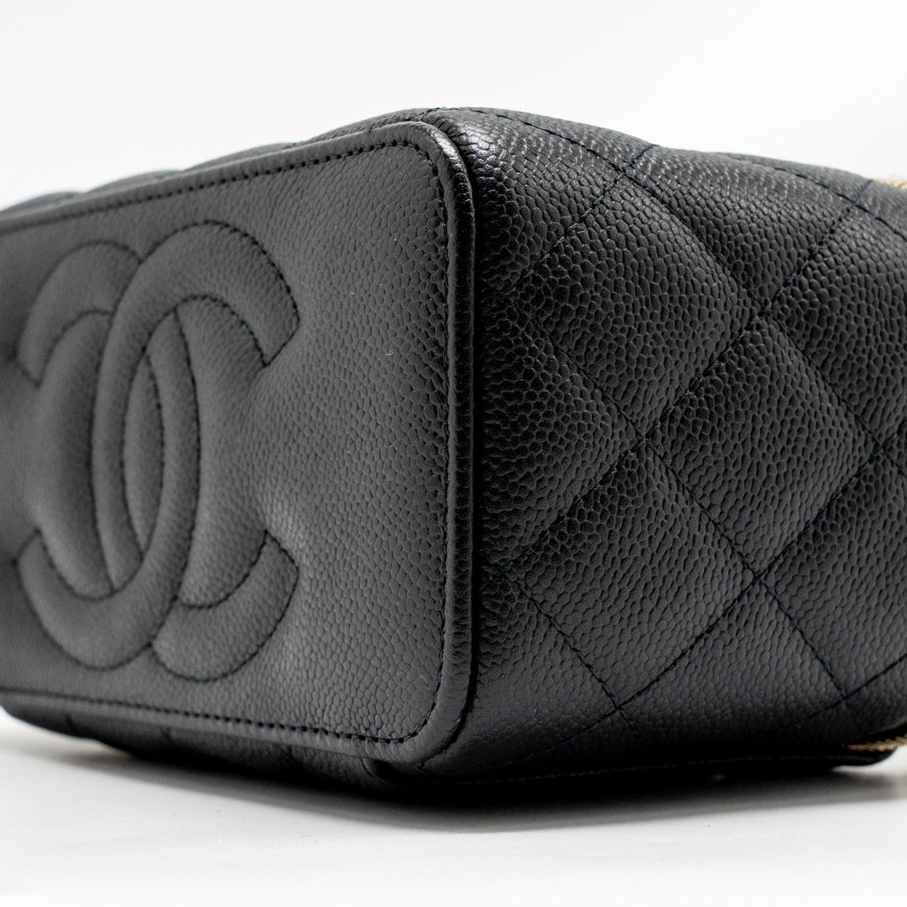 chanel-black-6