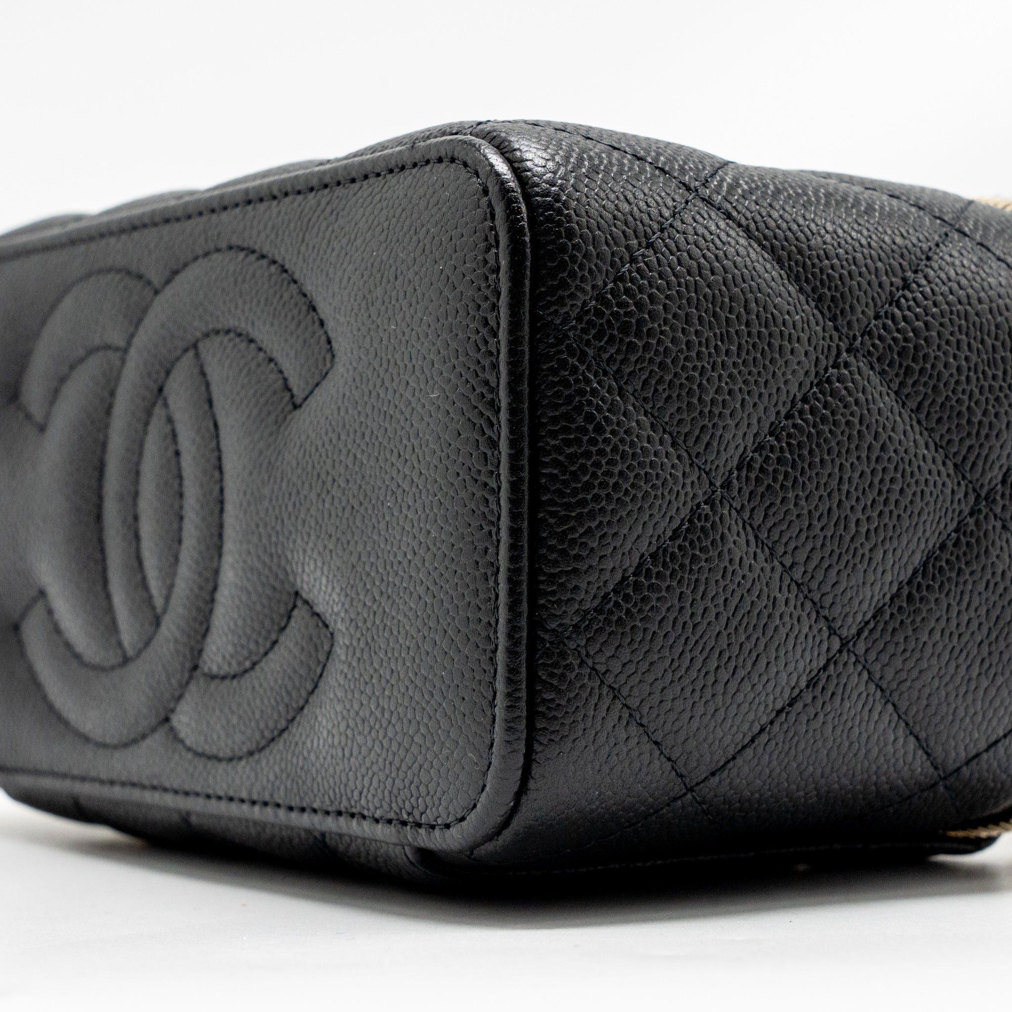 chanel-black-6