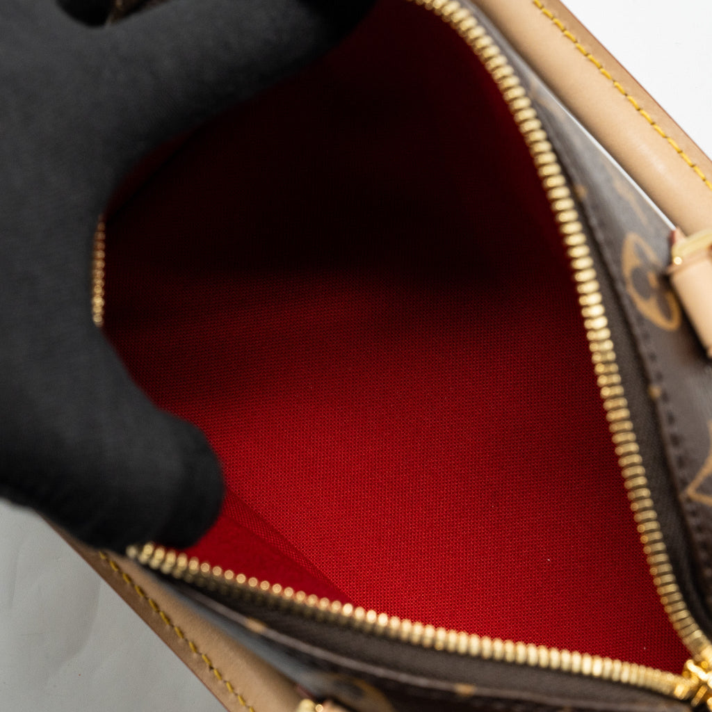 louis-vuitton-speedy-bandouliere-20-monogram-canvas-black-strap-ghw-1