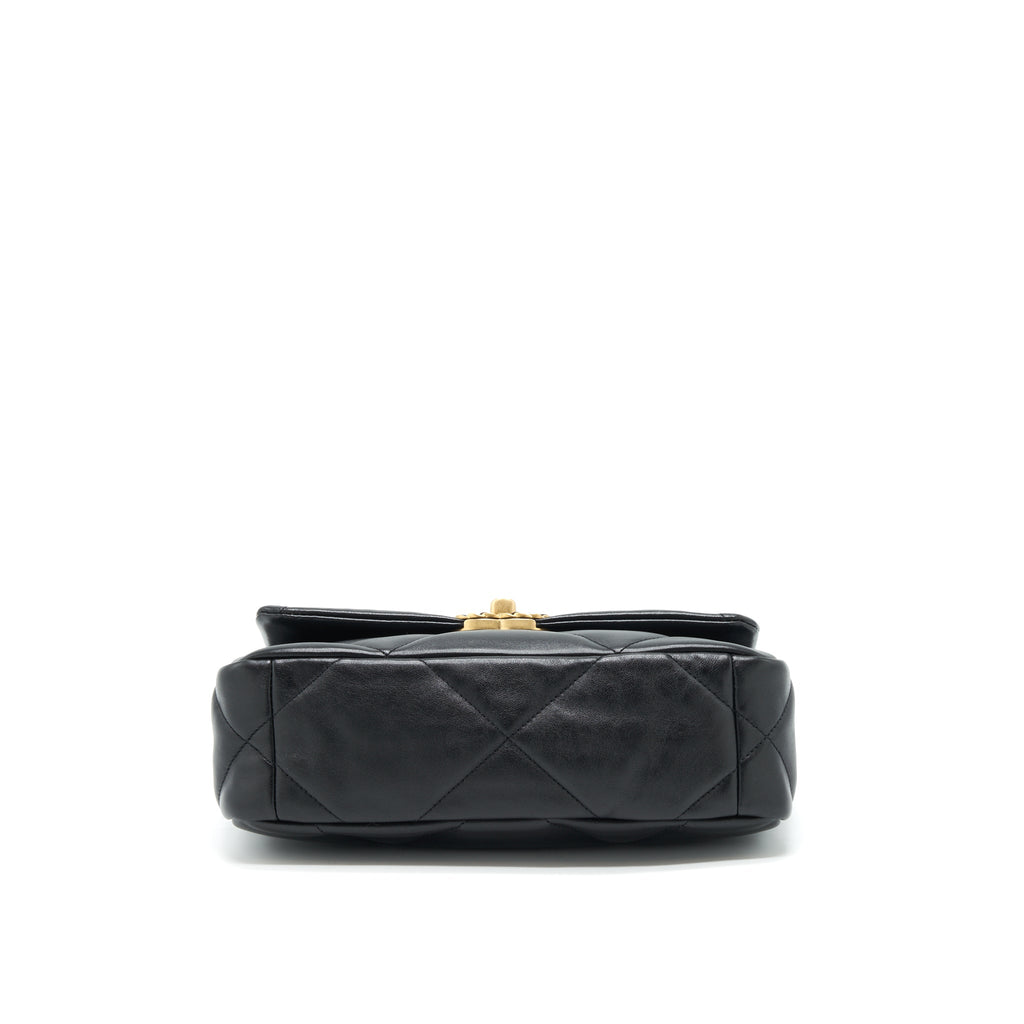 chanel-19-small-bag-lambskin-black-multicolour-hardware