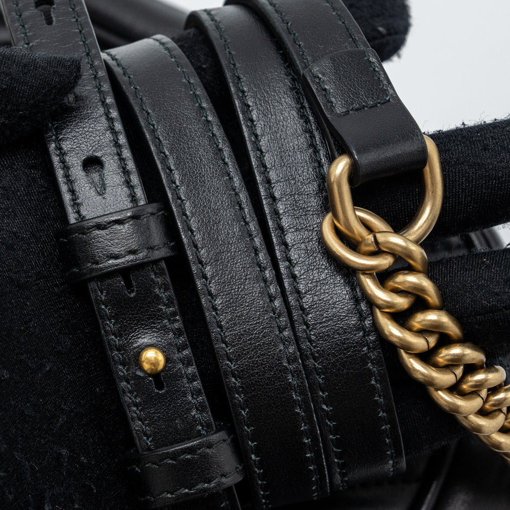 gucci-gg-marmont-small-matelasse-shoulder-bag