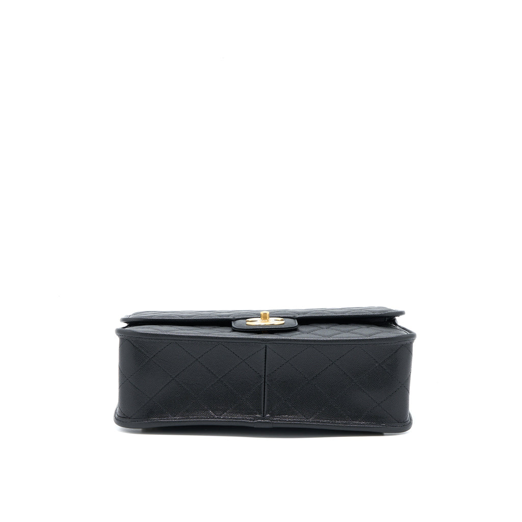 chanel-22k-large-backpack-caviar-black-brushed-ghw-microchip