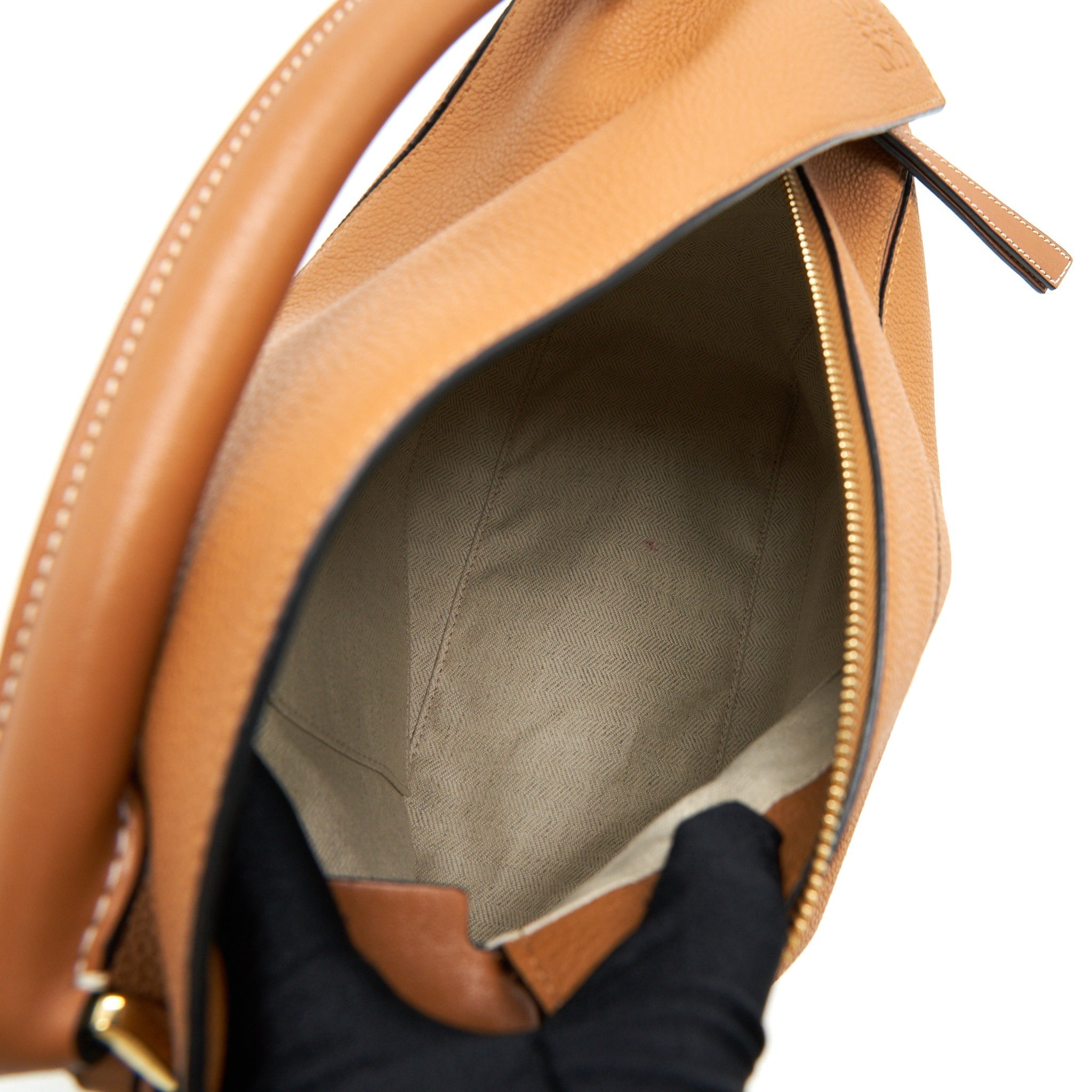 loewe-puzzle-bag-in-grained-calfskin-brown