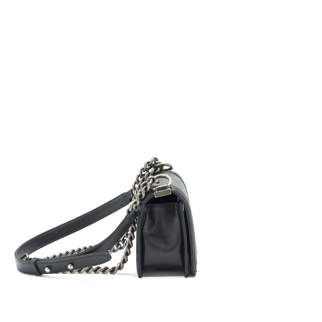 chanel-small-boy-bag-lizard-black-with-ruthenium-hardware