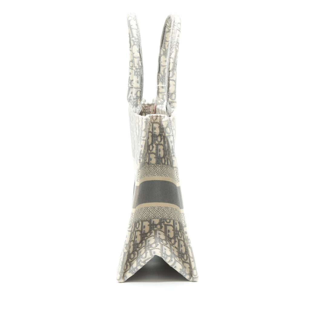dior-medium-book-tote-grey-oblique-embroidery