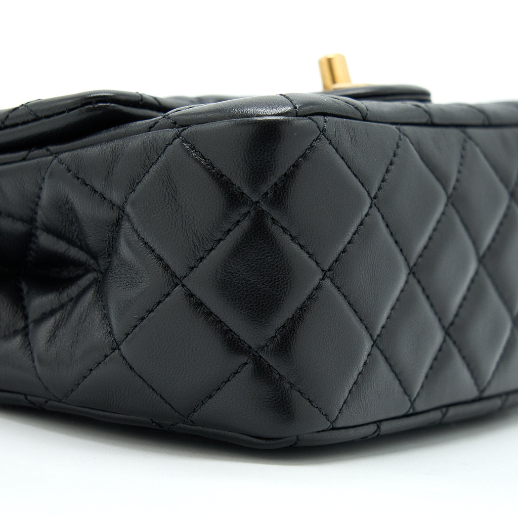 chanel-pearl-crush-mini-rectangular-flap-bag-lambskin-black-ghw-microchip-1