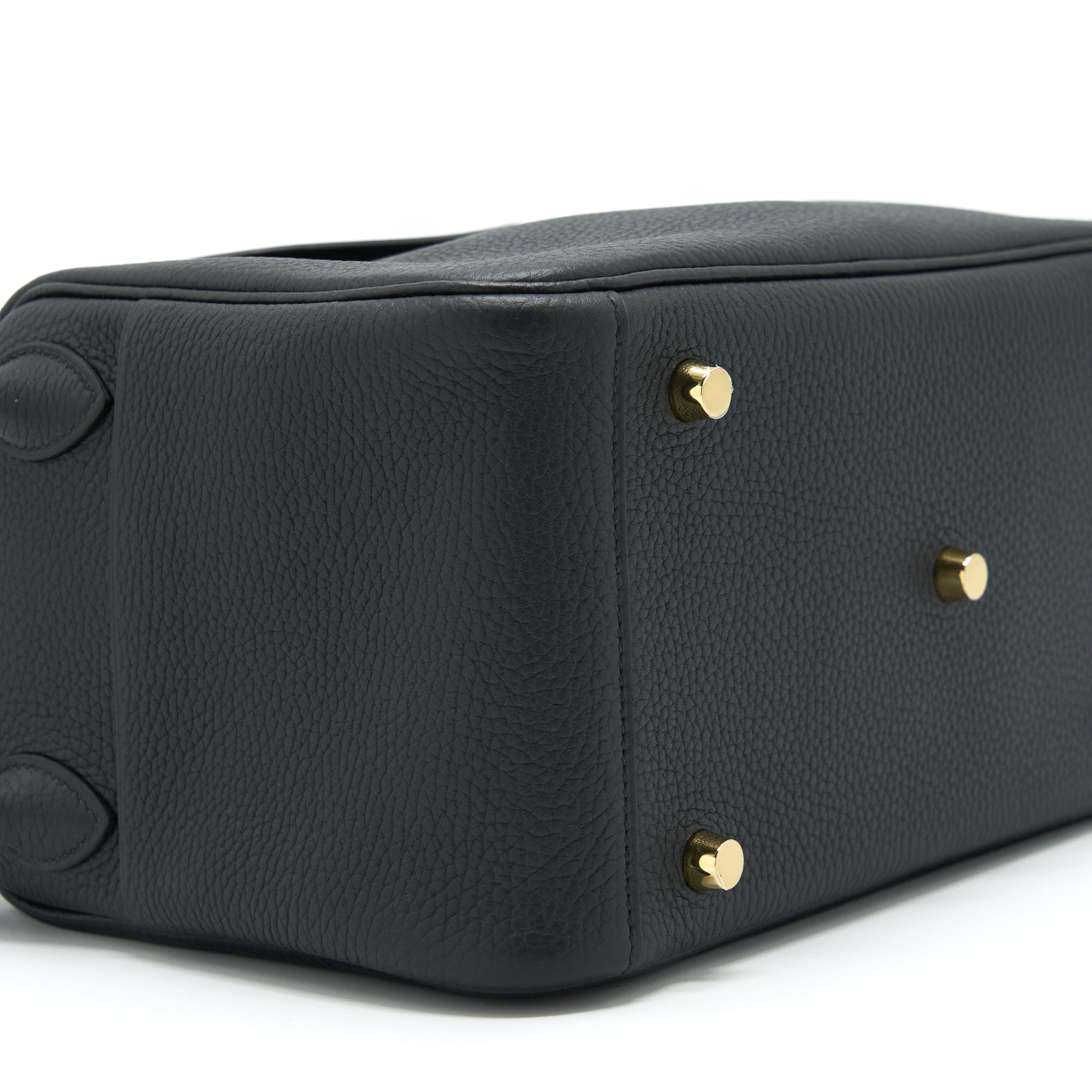hermes-lindy-26-clemence-black-ghw-stamp-z