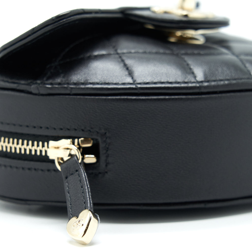 chanel-22s-small-heart-bag-lambskin-black-lghw