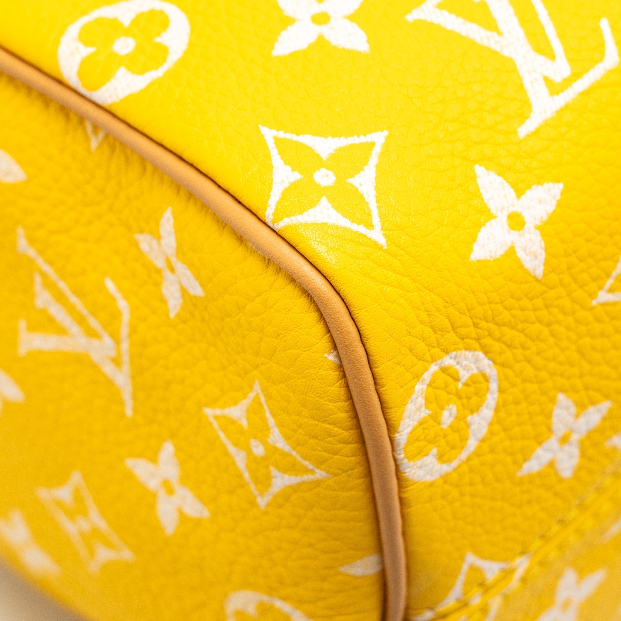 louis-vuitton-speedy-p9-bandouliere-25-monogram-soft-calfskin-jaune-mat-ghw