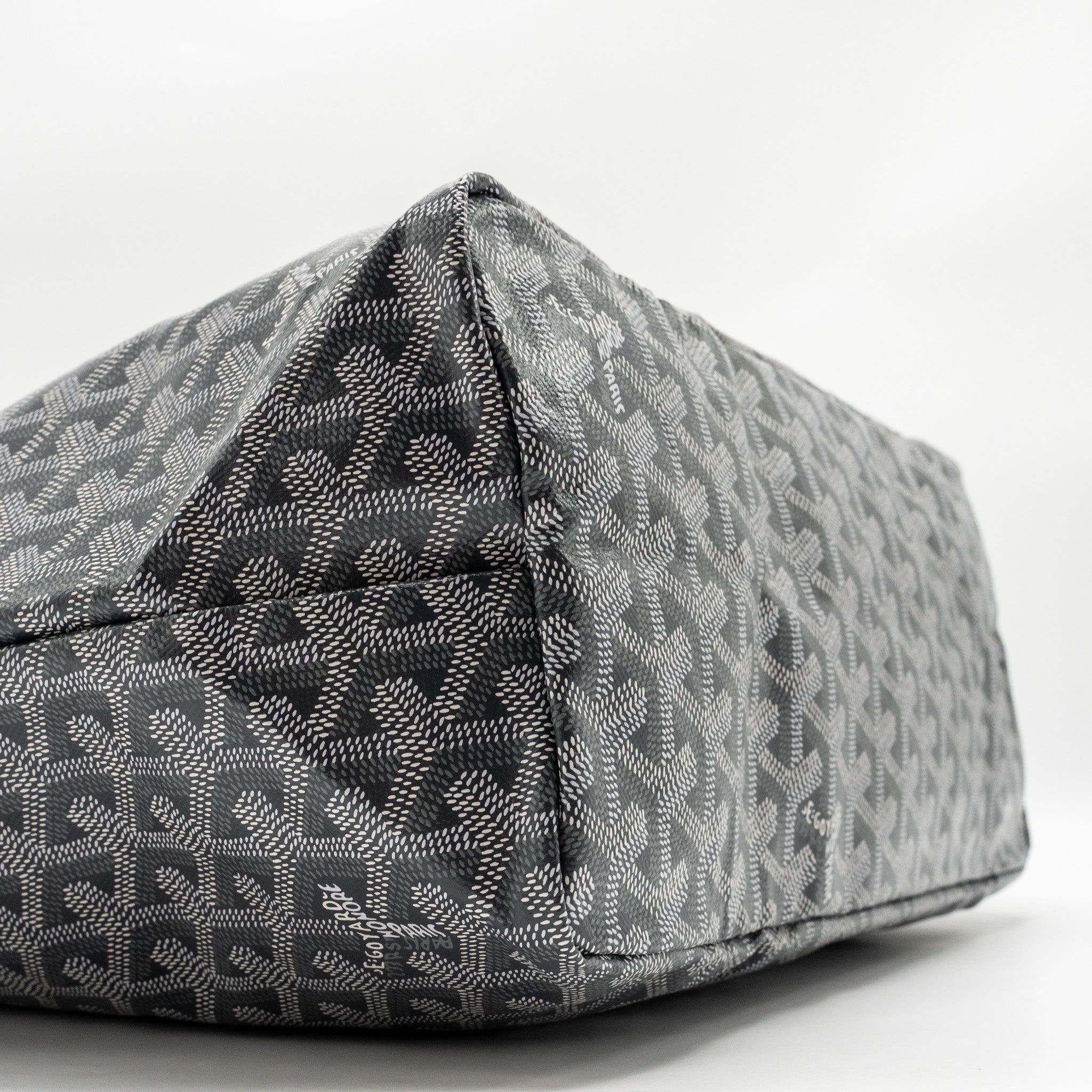 goyard-saint-louis-pm-tote-goyardline-canvas-calfskin-grey-copy