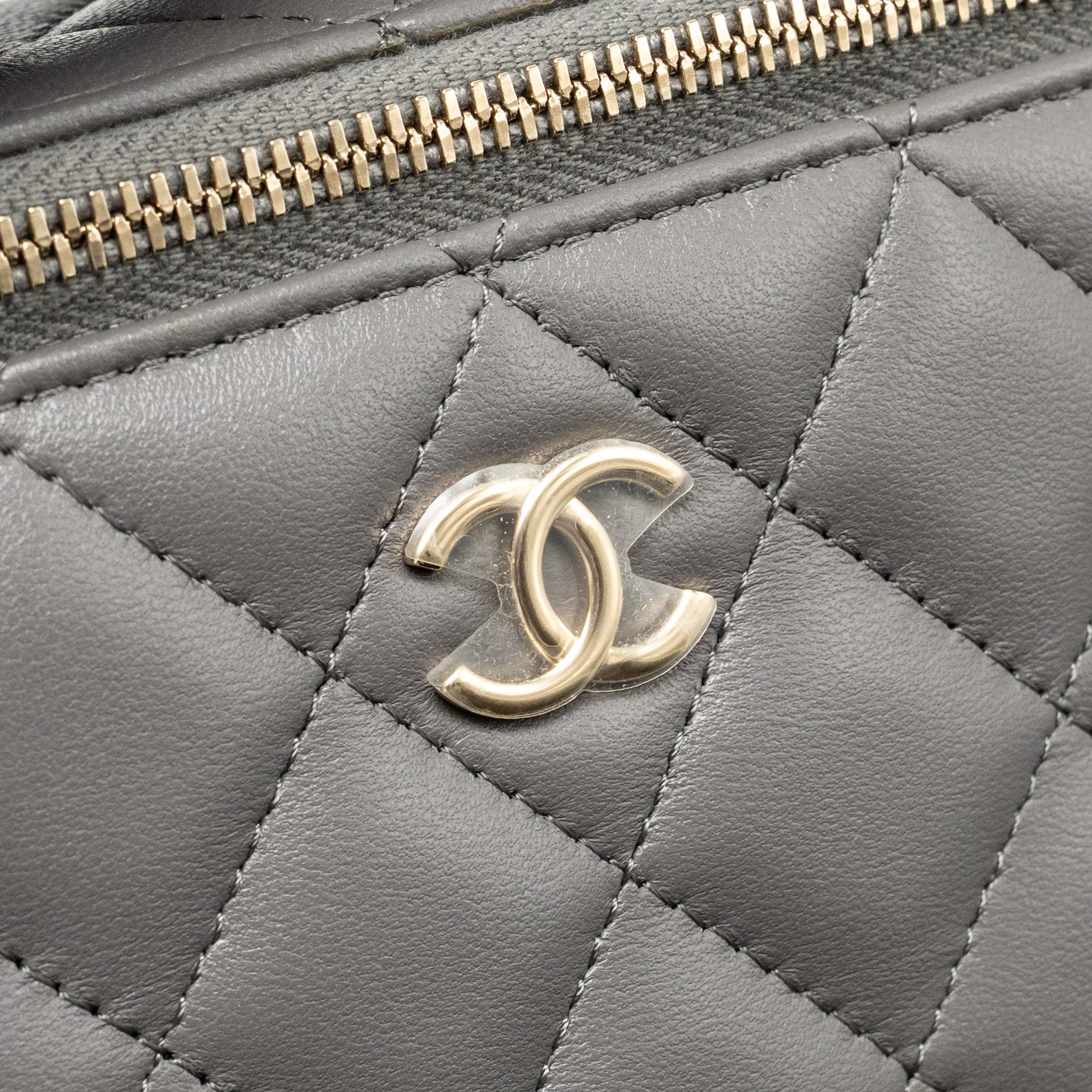 chanel-top-handle-long-vanity-with-chain-lambskin-grey-lghw-microchip-1