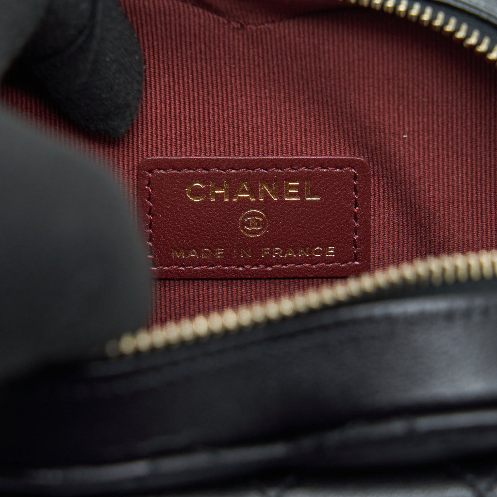 chanel-22s-small-heart-bag-lambskin-black-lghw