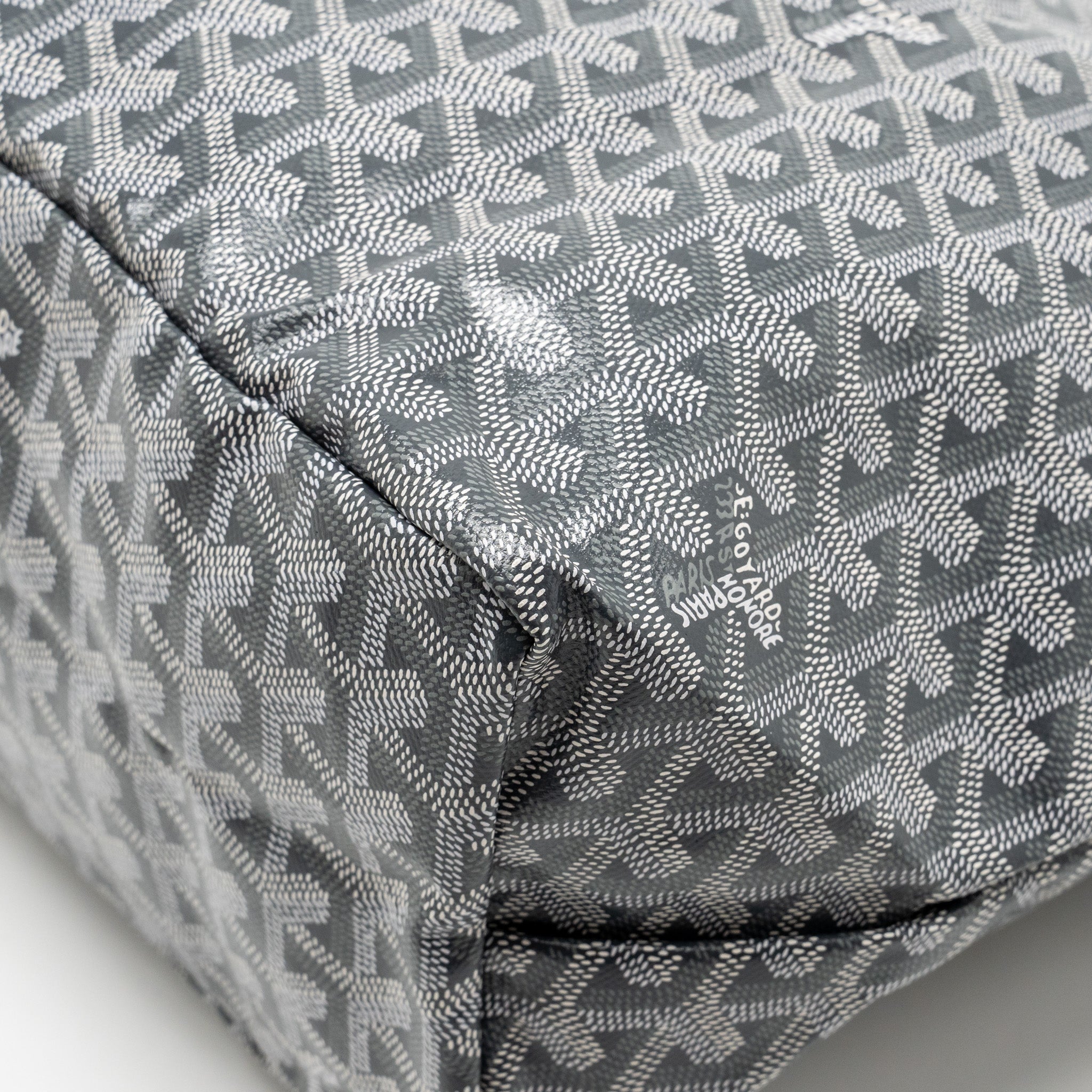 goyard-saint-louis-pm-tote-goyardline-canvas-calfskin-grey-copy