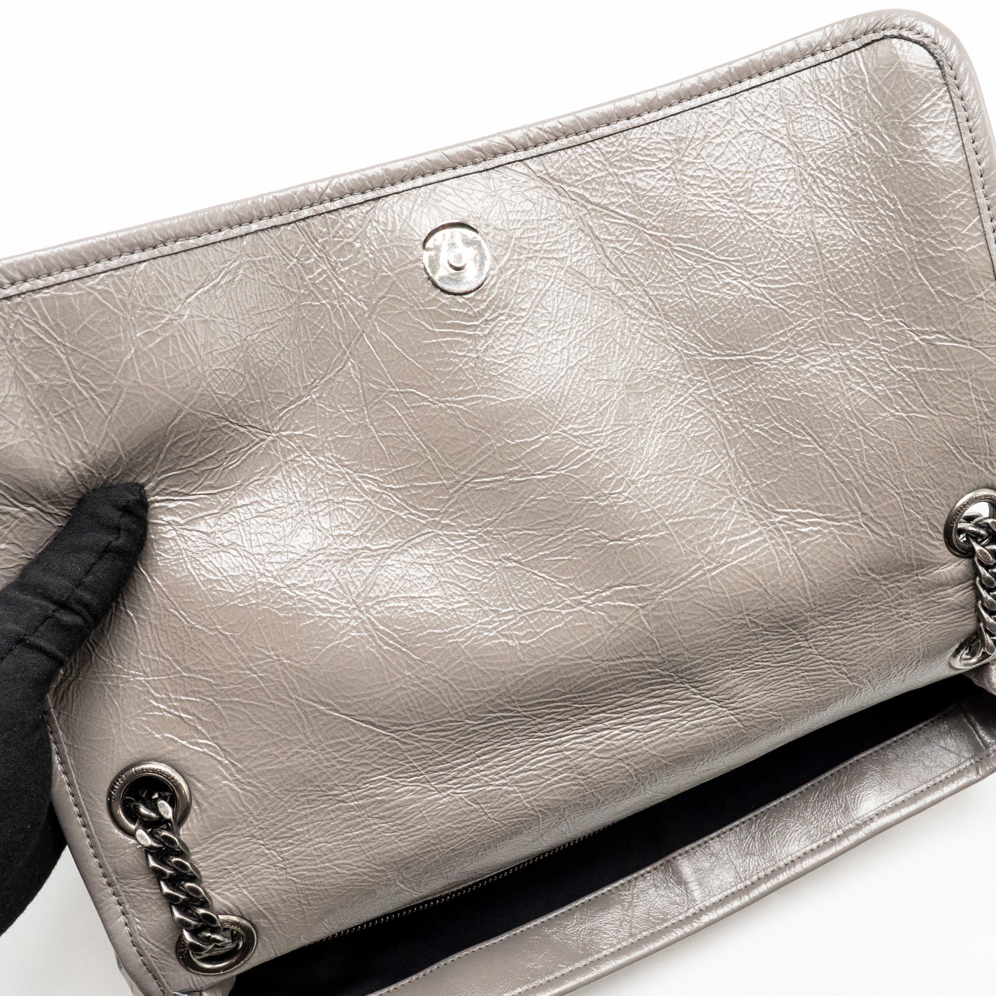 saint-laurent-ysl-large-niki-bag-calfskin-grey-shw