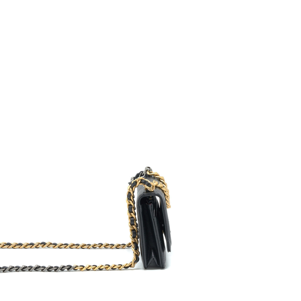 chanel-19-wallet-on-chain-lambskin-black-with-multicolour-hardware-microchip