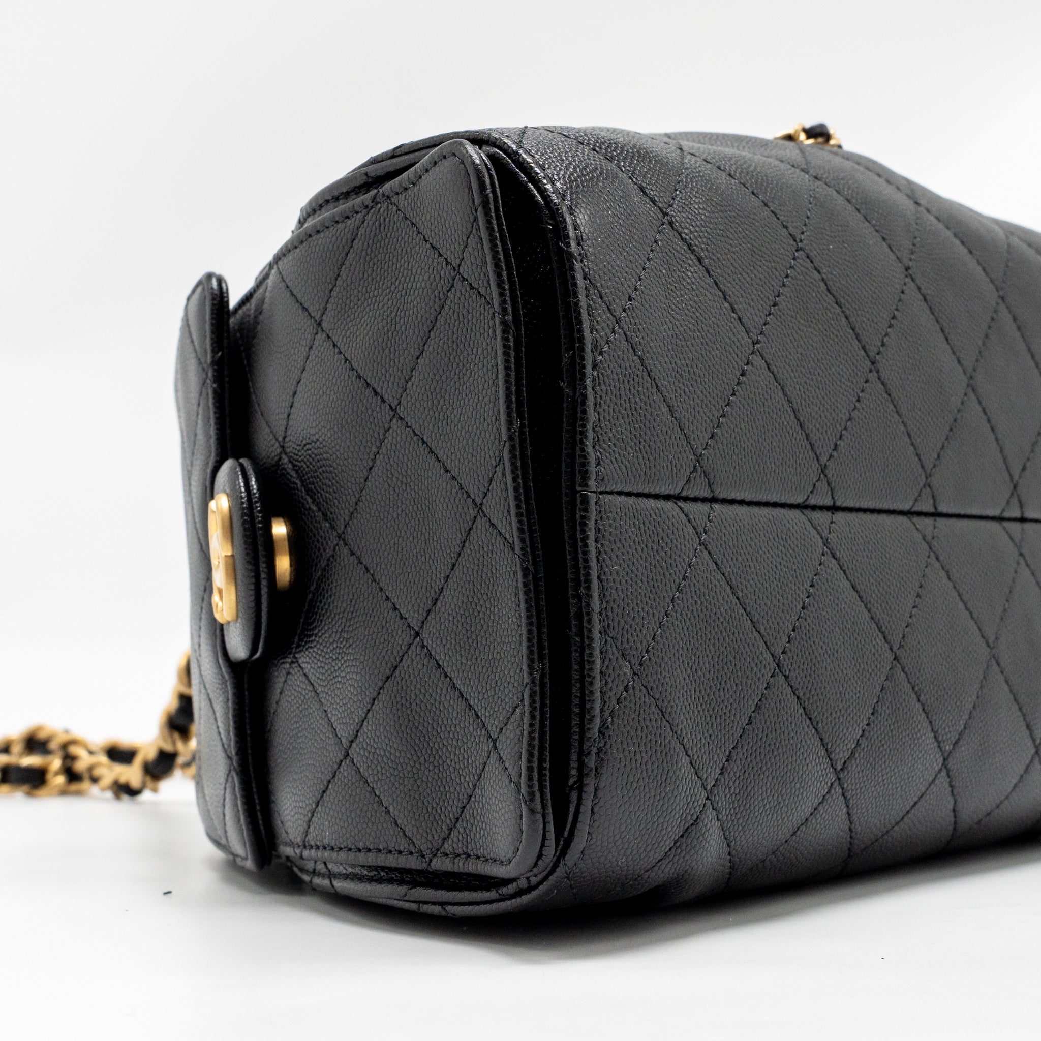 chanel-25-bag-black