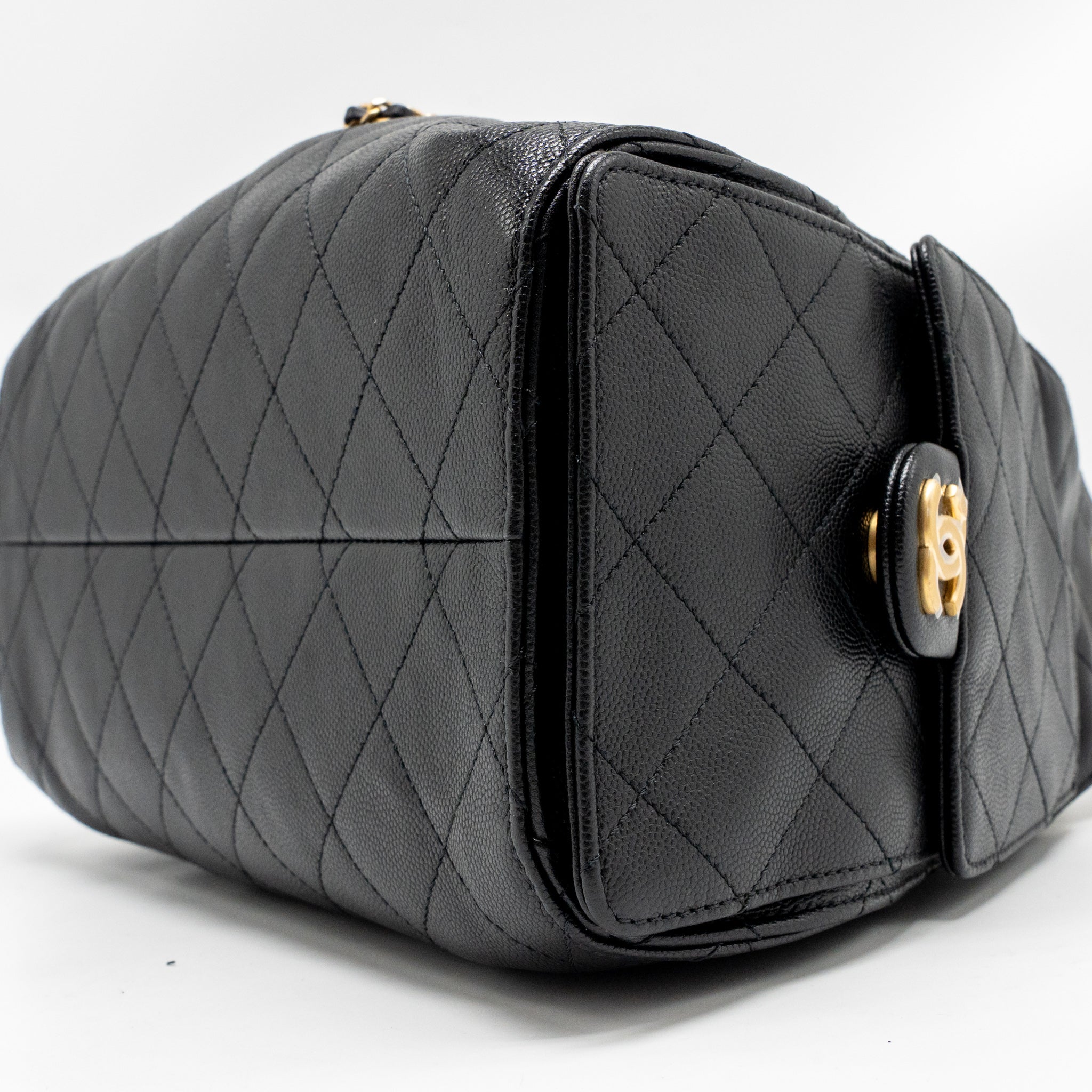 chanel-25-bag-black