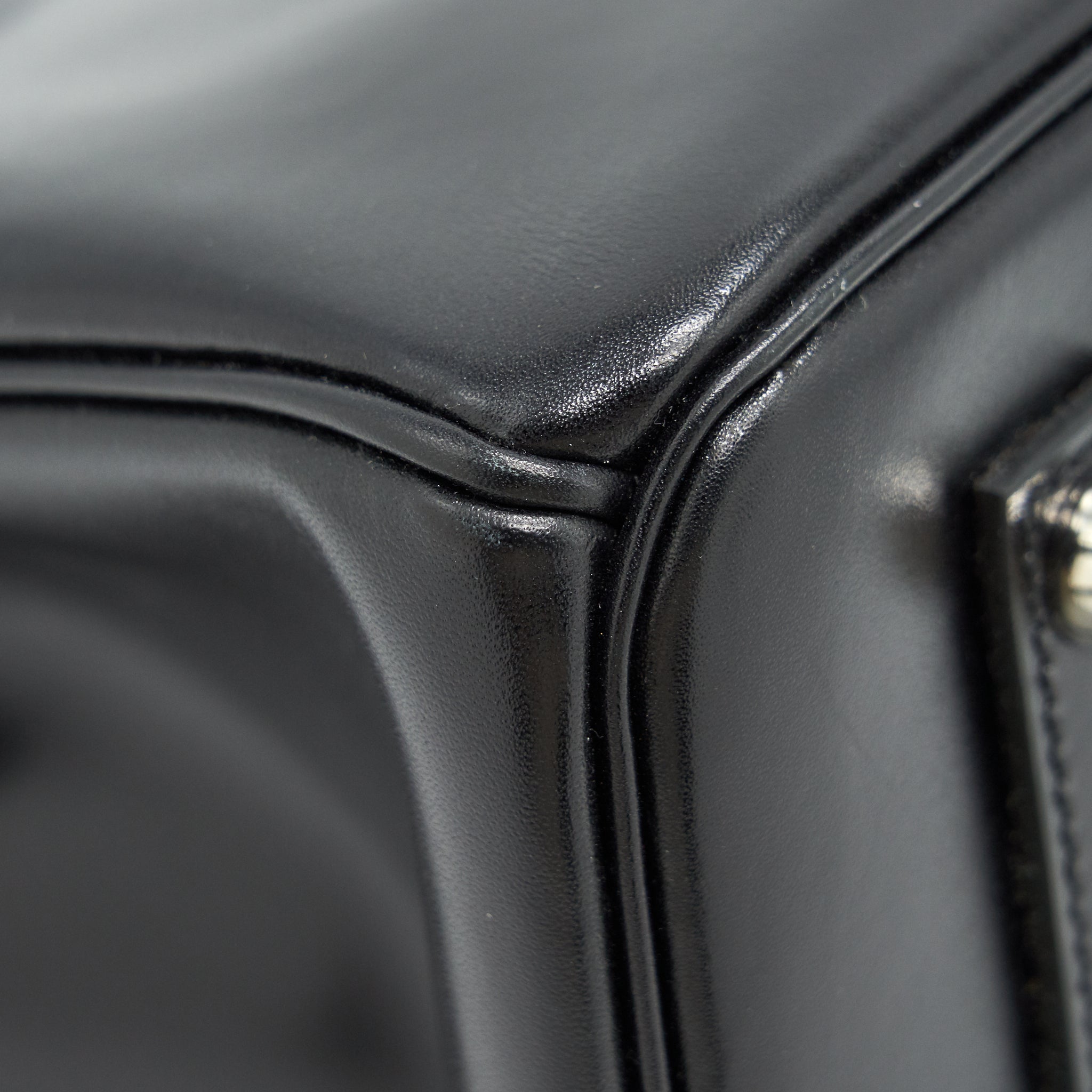 hermes-birkin-35-black-box-calfskin-with-palladium-guilloche-hardware