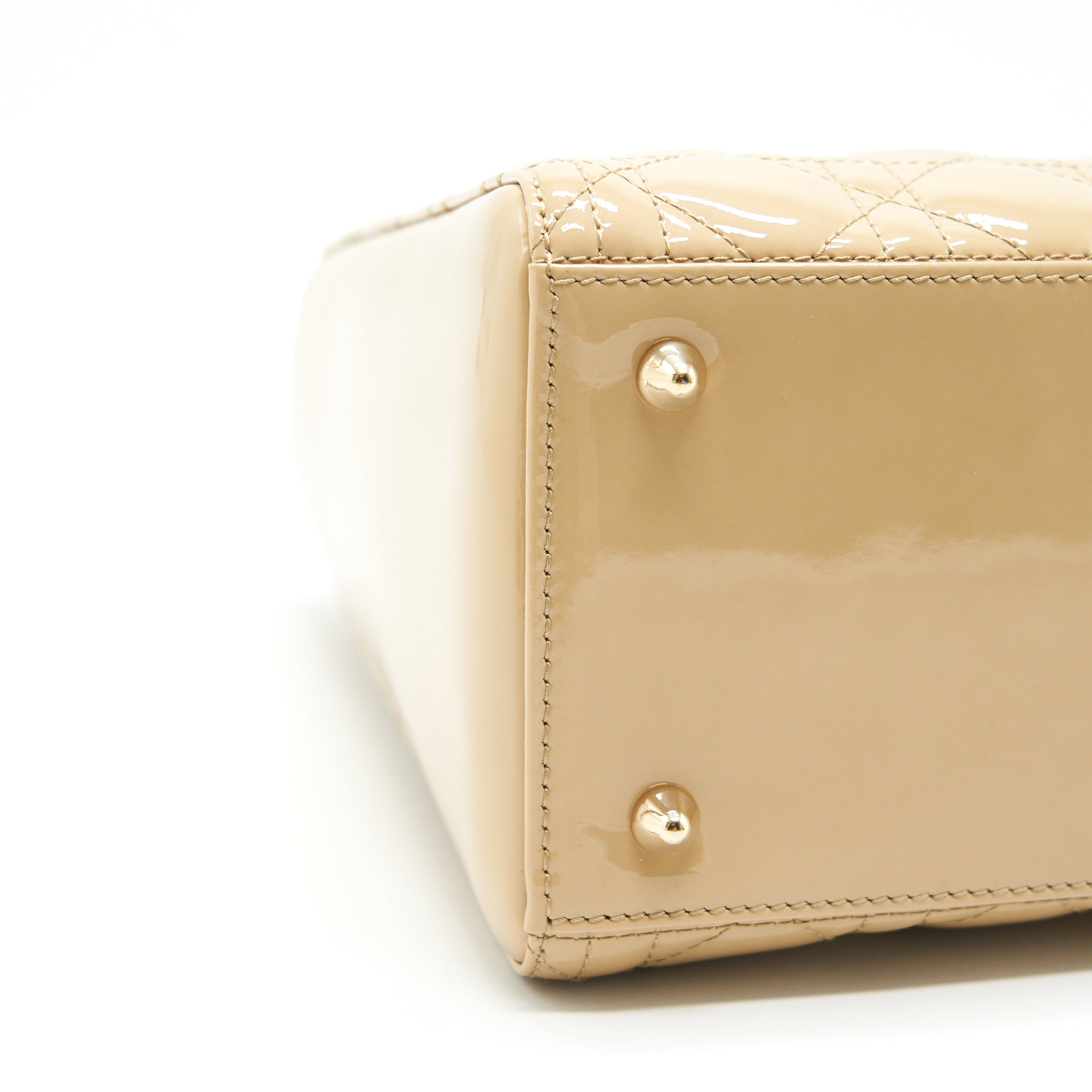 christian-dior-medium-lady-dior-in-patent-leather-beige