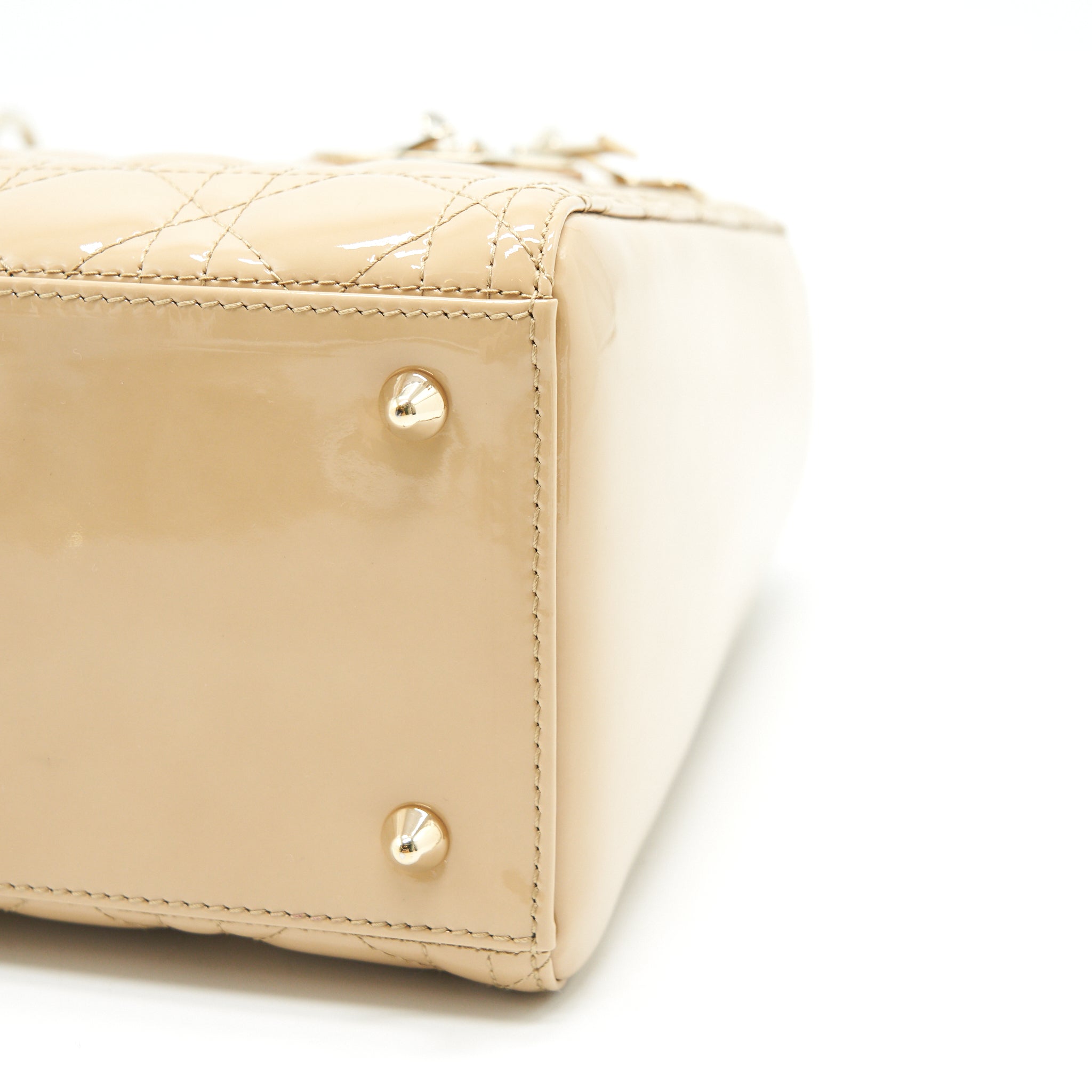christian-dior-medium-lady-dior-in-patent-leather-beige