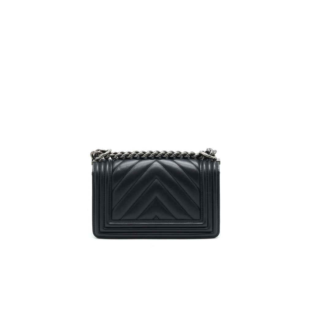 chanel-small-chevron-leboy-bag-calfskin-black-with-shw