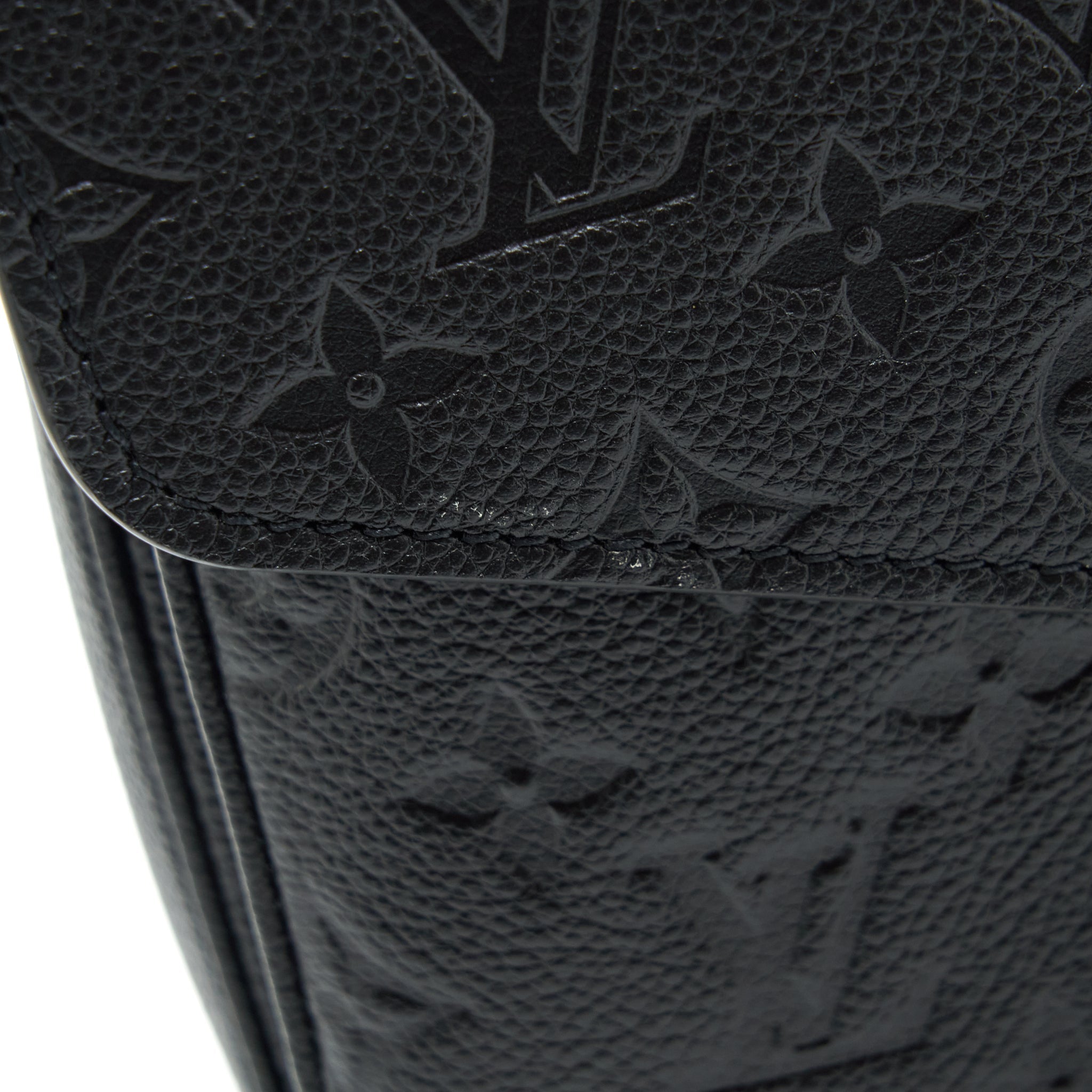 louis-vuitton-pochette-metis-monogram-empreinte-black-ghw