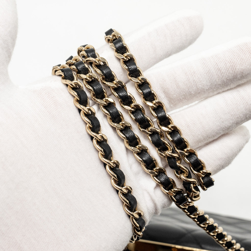 chanel-trendy-cc-wallet-on-chain-lambskin-black-lghw-microchip-1