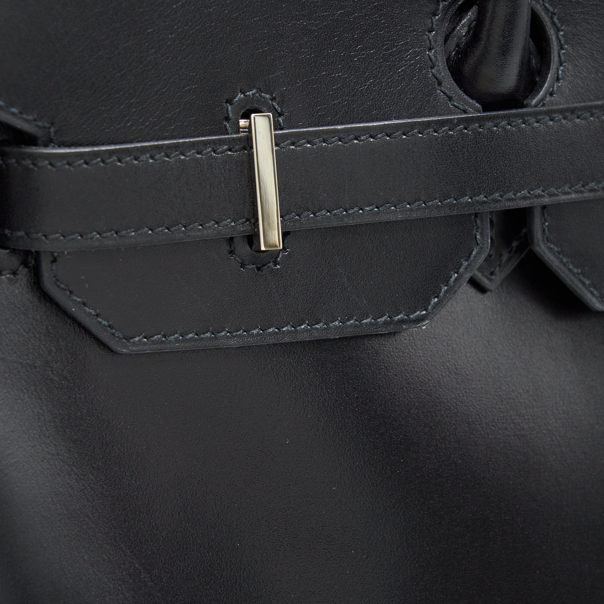 hermes-birkin-35-black-box-calfskin-with-palladium-guilloche-hardware