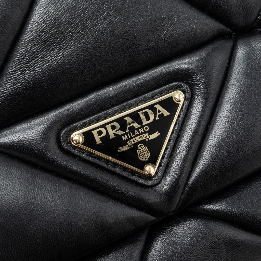 prada-pattina-in-pelle-nappa-patch-black-ghw